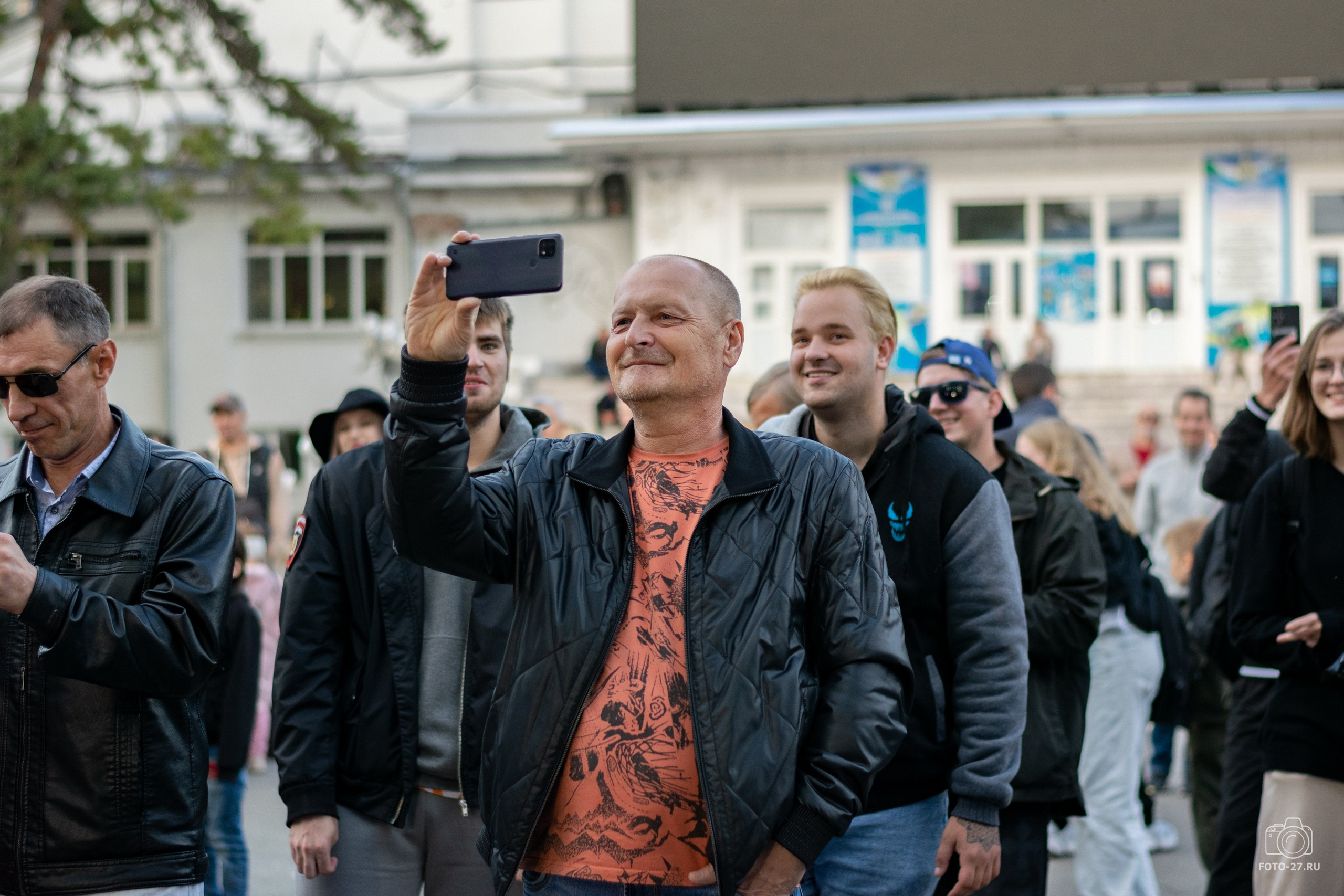 Антон Курдюмов фотограф в Хабаровске Рина Курдюмова фото27 foto27 Антон Дорофеев репортажный репортаж документалист Тони и Рина фотосоздатели Международный фестиваль Рок в защиту животных Хабаровск