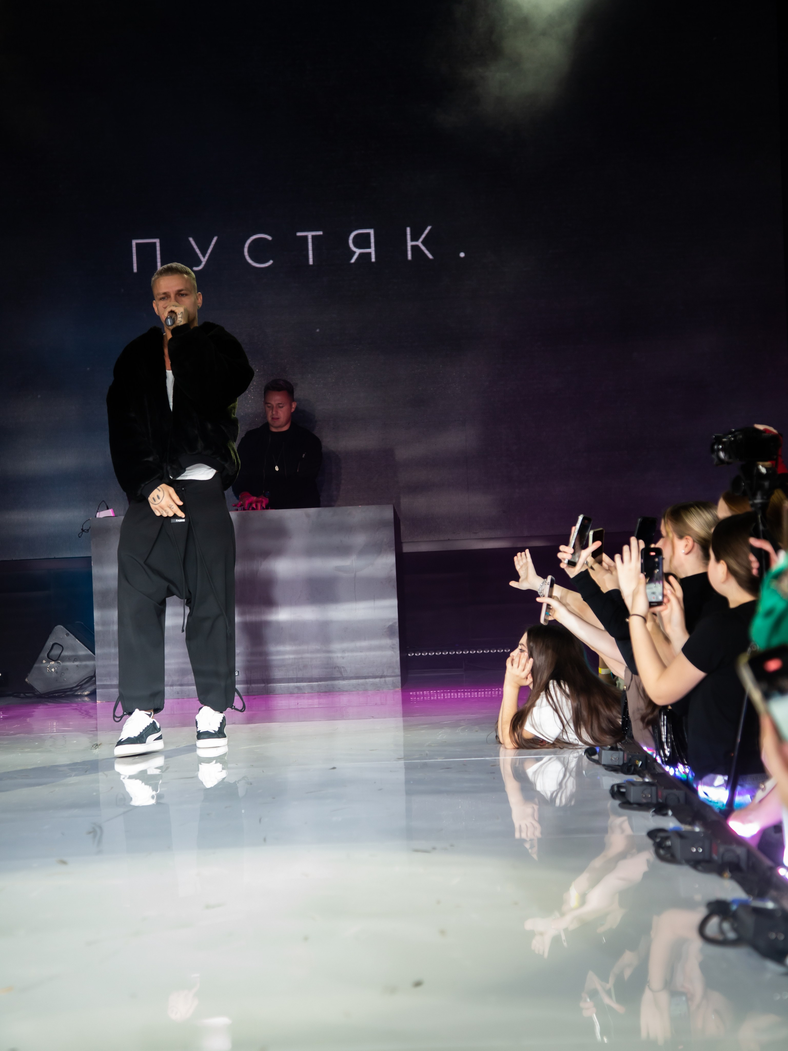 MFFRUSSIA (Moscow Fashion Fair Russia) Репортажная. Фотограф Надежда Абаренова