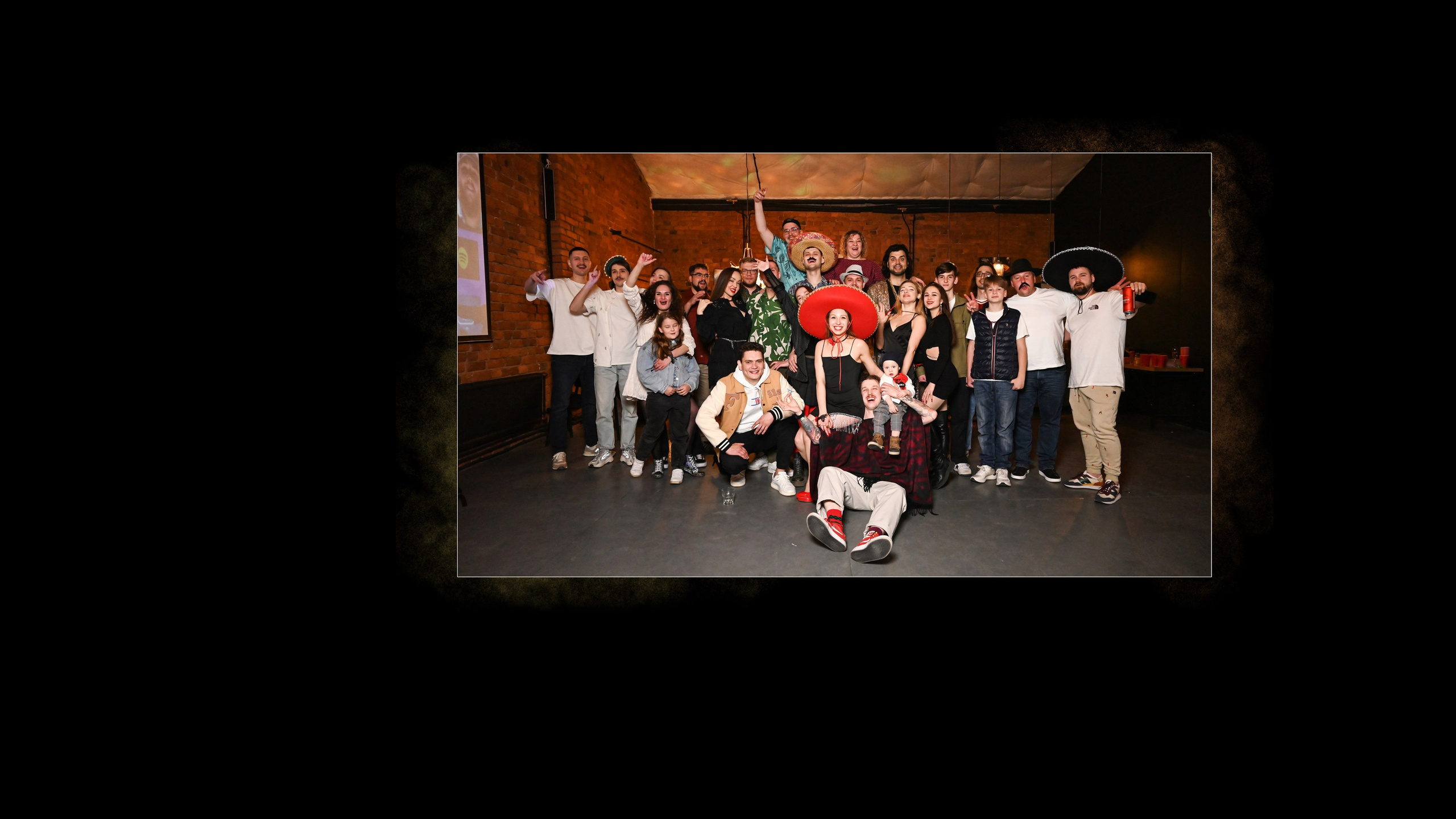 PINEPPLE PARTY. GlarePhoto (Фотограф Спб)