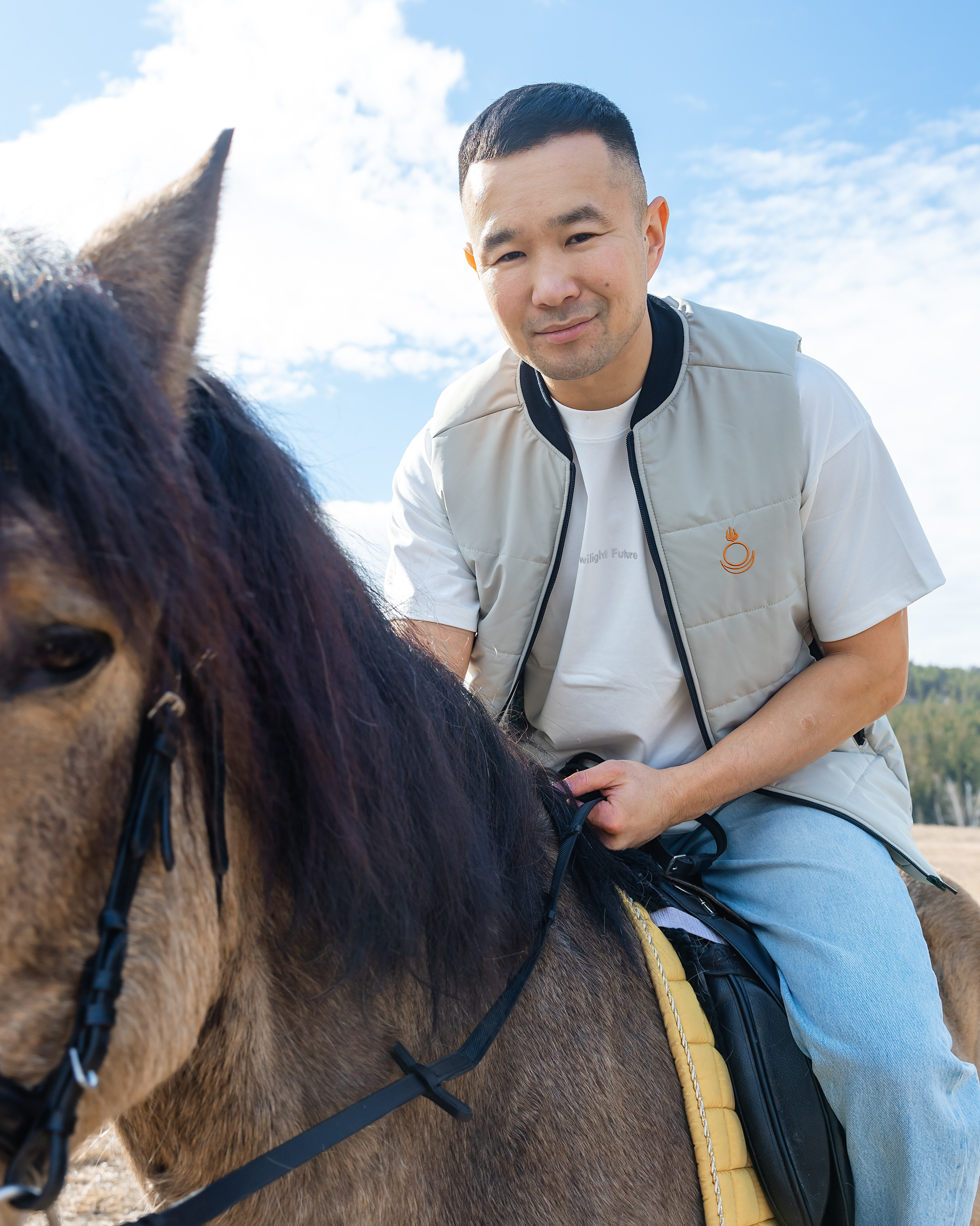 @BayanBrand. Фотограф и видеограф в Улан-Удэ: Аюна Габагуева и Артём Шаханов