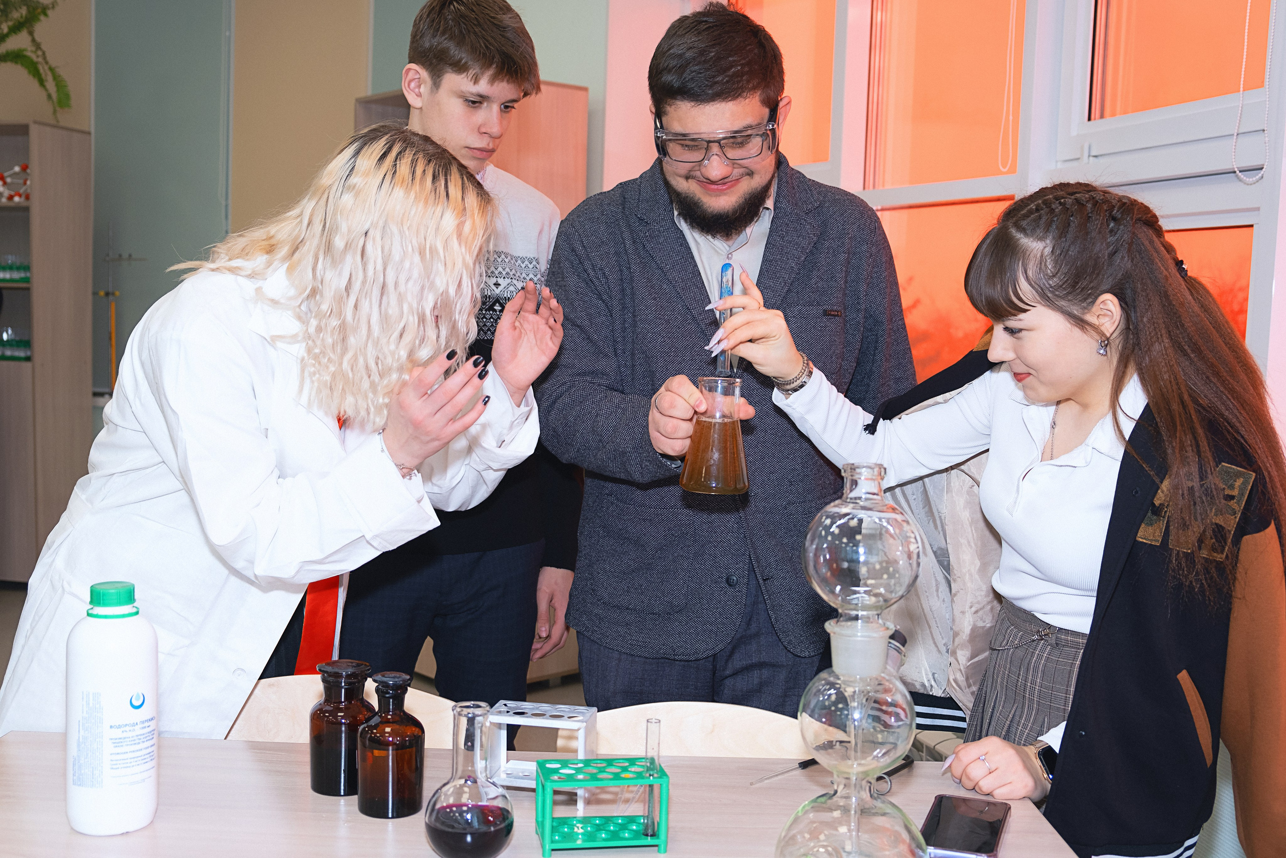 Выпускной альбом 2024. Фотограф и видеограф в Омск/Москва Сащенко Лера