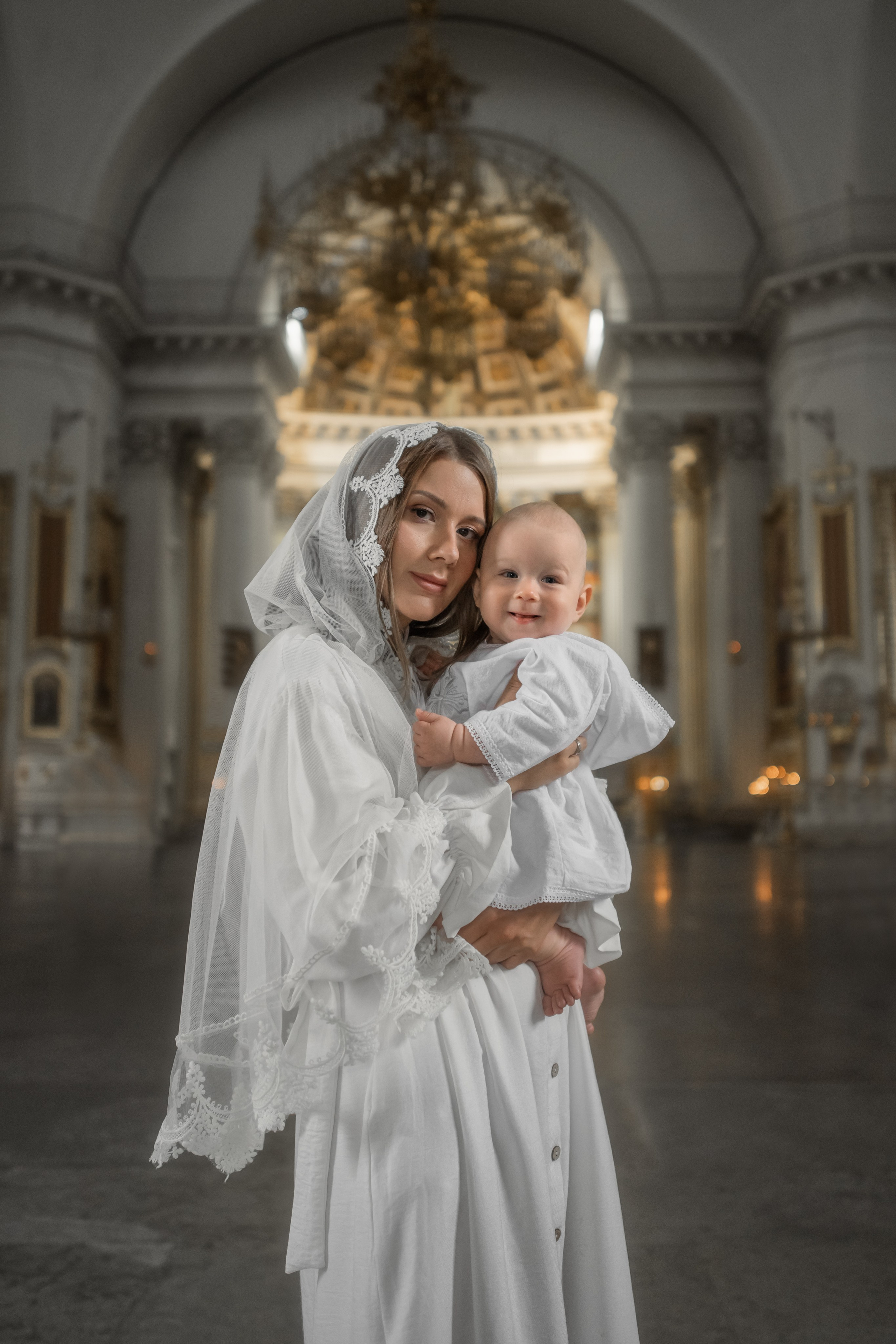 Крещение в Троице-Измайловском соборе. Фотограф на крещение и венчание, семейный фотограф в Санкт-Петербурге