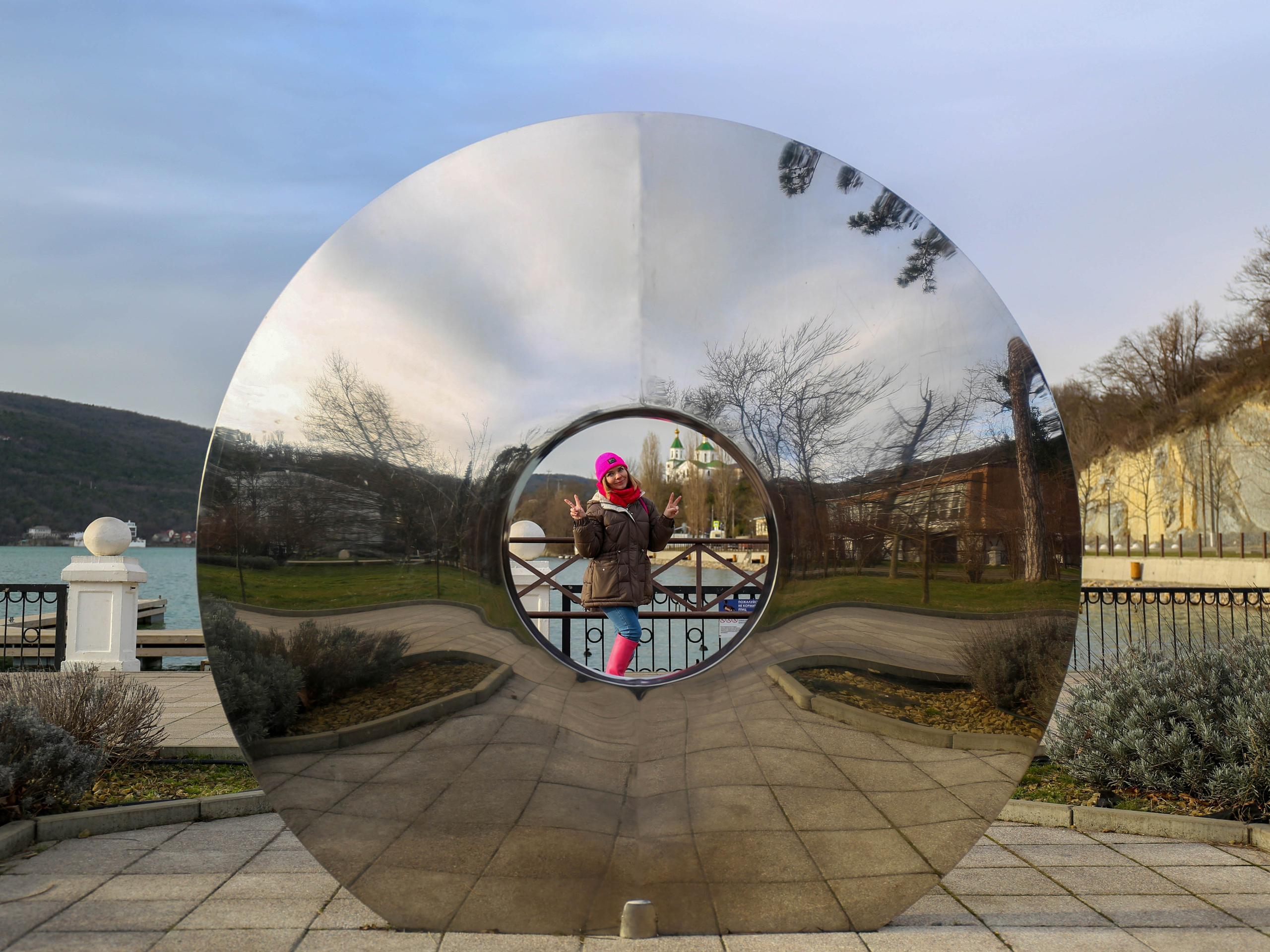 Зимняя фотосессия в Абрау-Дюрсо. Семейный и детский фотограф Екатерина Черняева. Снимаю портреты, love story, фотопрогулки, работаю на улице, в кафе, студии, дома у клиента