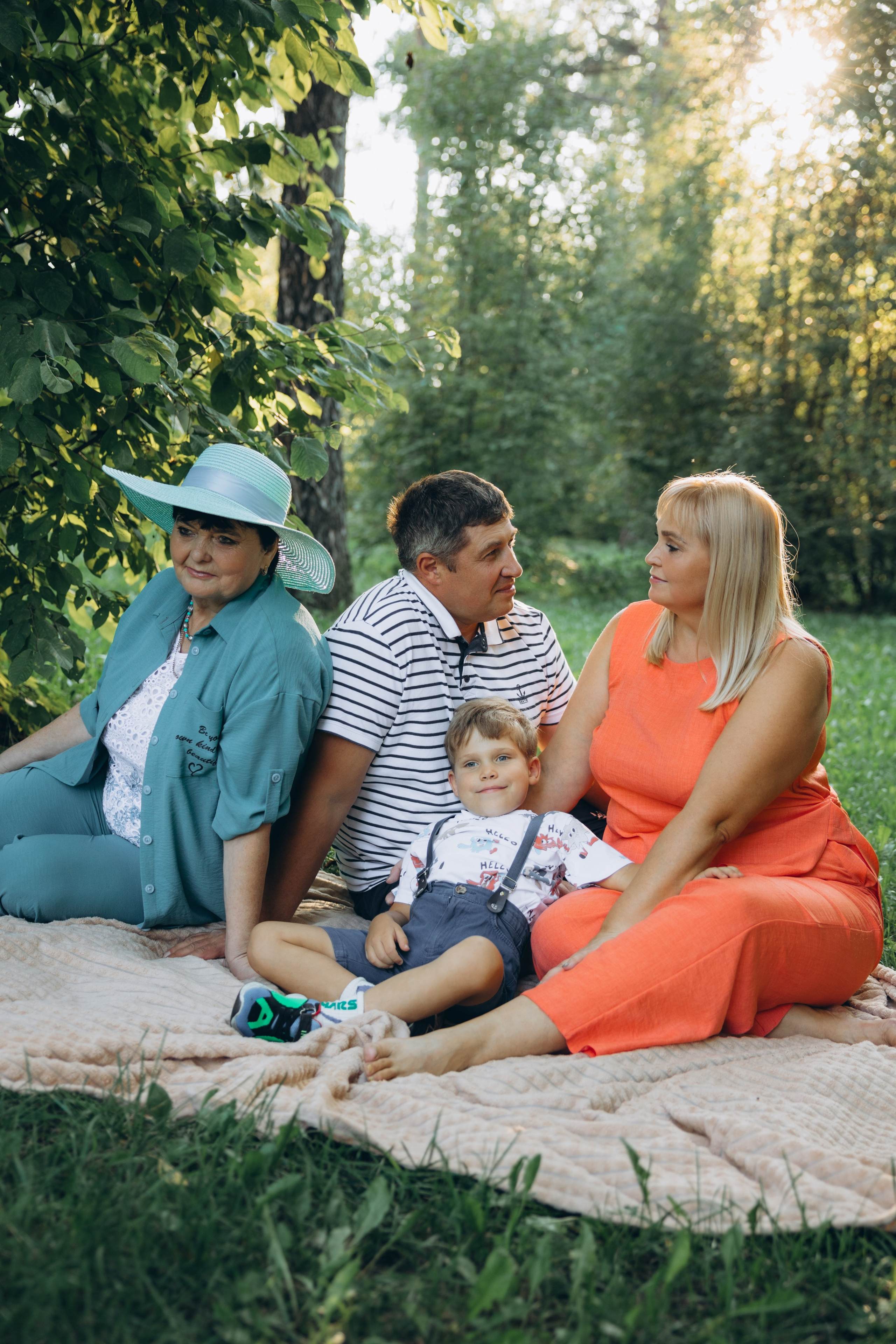 В ЦПКиО. Свадебный, семейный фотограф в Иркутске Светлана Макаричева
