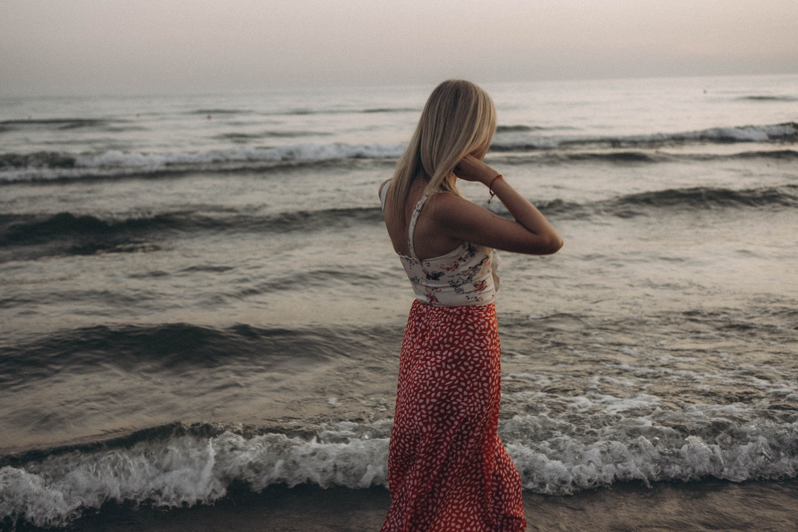 Июльский вечер на берегу черного моря. Профессиональный фотограф, Санкт-Петербург — Виктория Богомолова