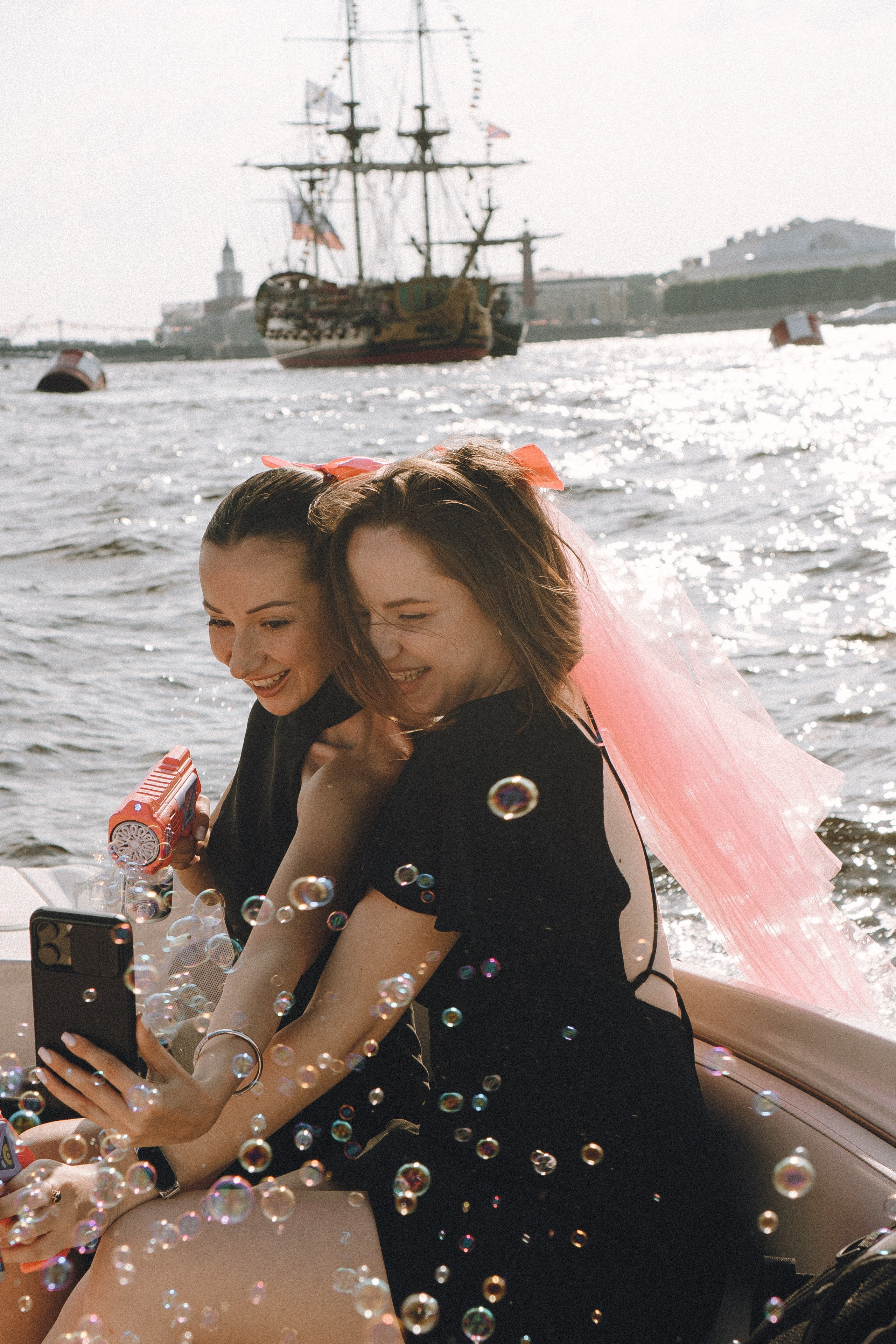 ДЕВИЧНИК НА КАТЕРЕ. Профессиональный фотограф, Санкт-Петербург — Виктория Богомолова