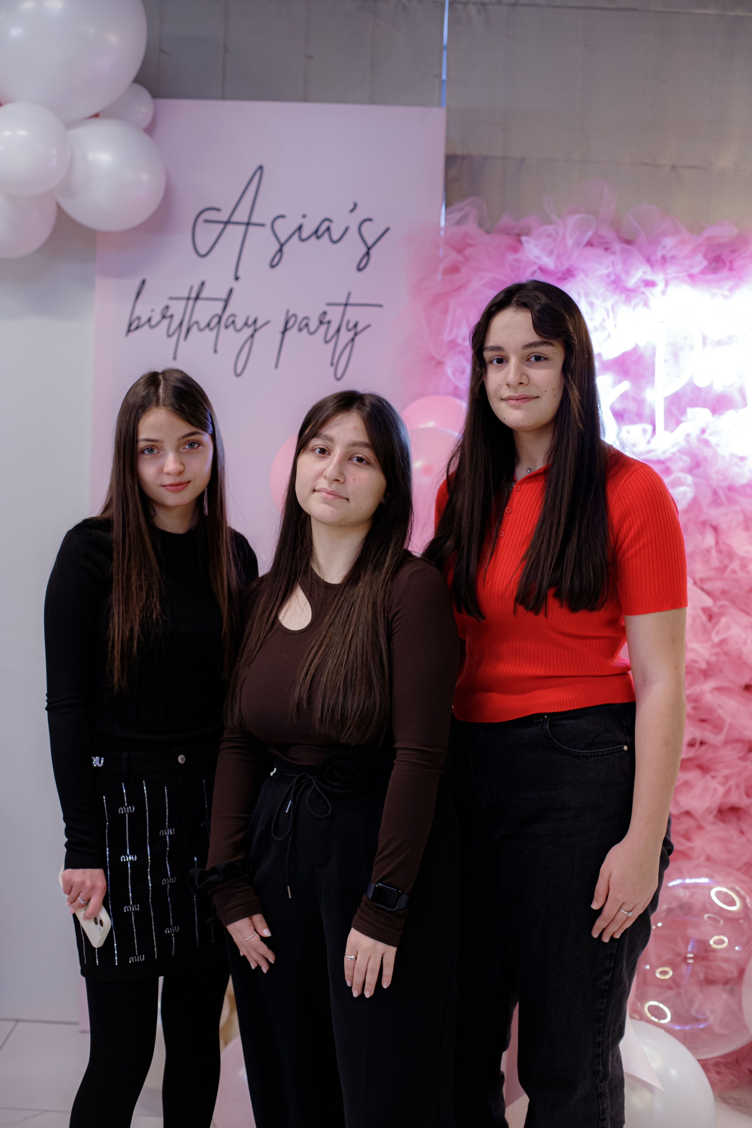 ASIA'S BIRTHDAY PARTY. Photokarish