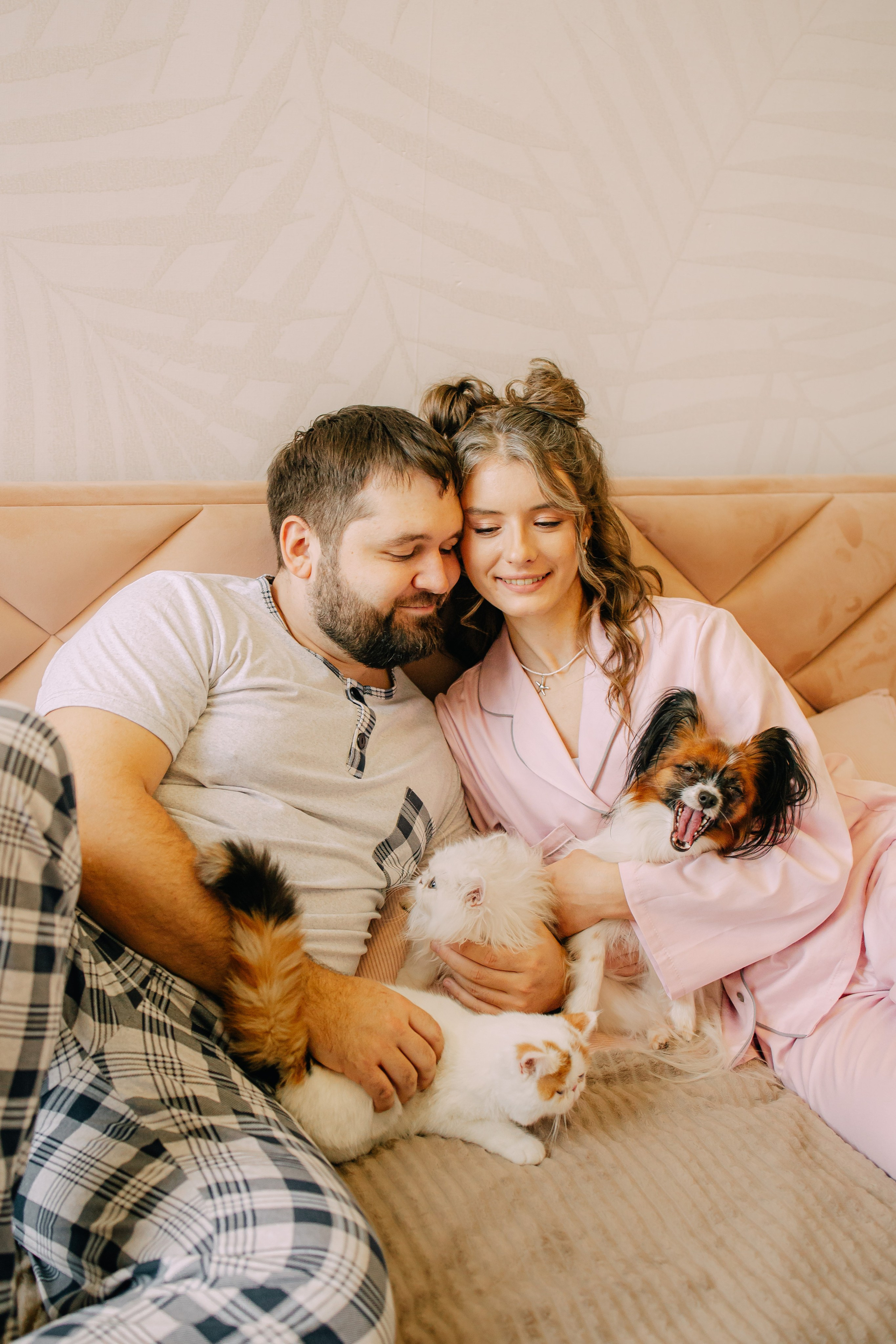 Султан, Мэй Мэй и Шанталь и их семья