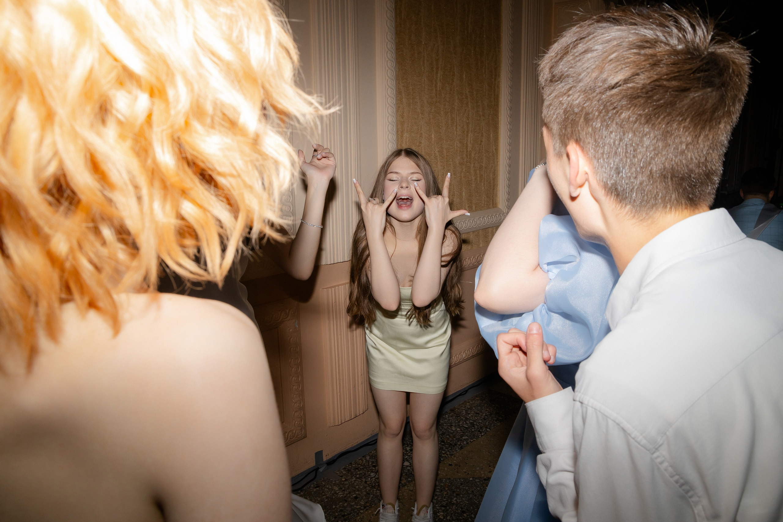 Школьный выпускной 2024 год в Соколе (Минск). Свадебный фотограф в Минске/Беларуси Сергей Спиридонов