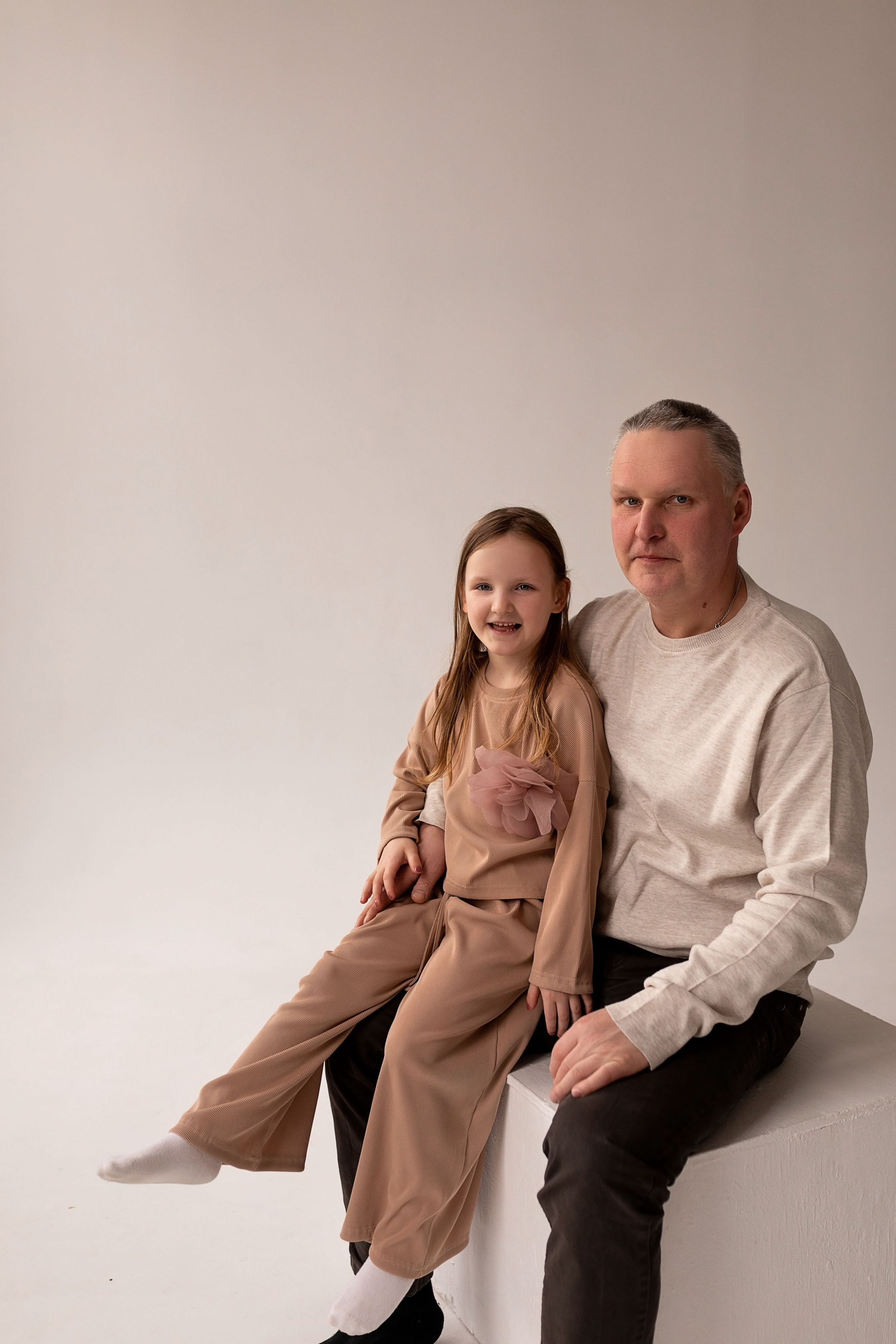 Сергей, Марина, Маша. Главная