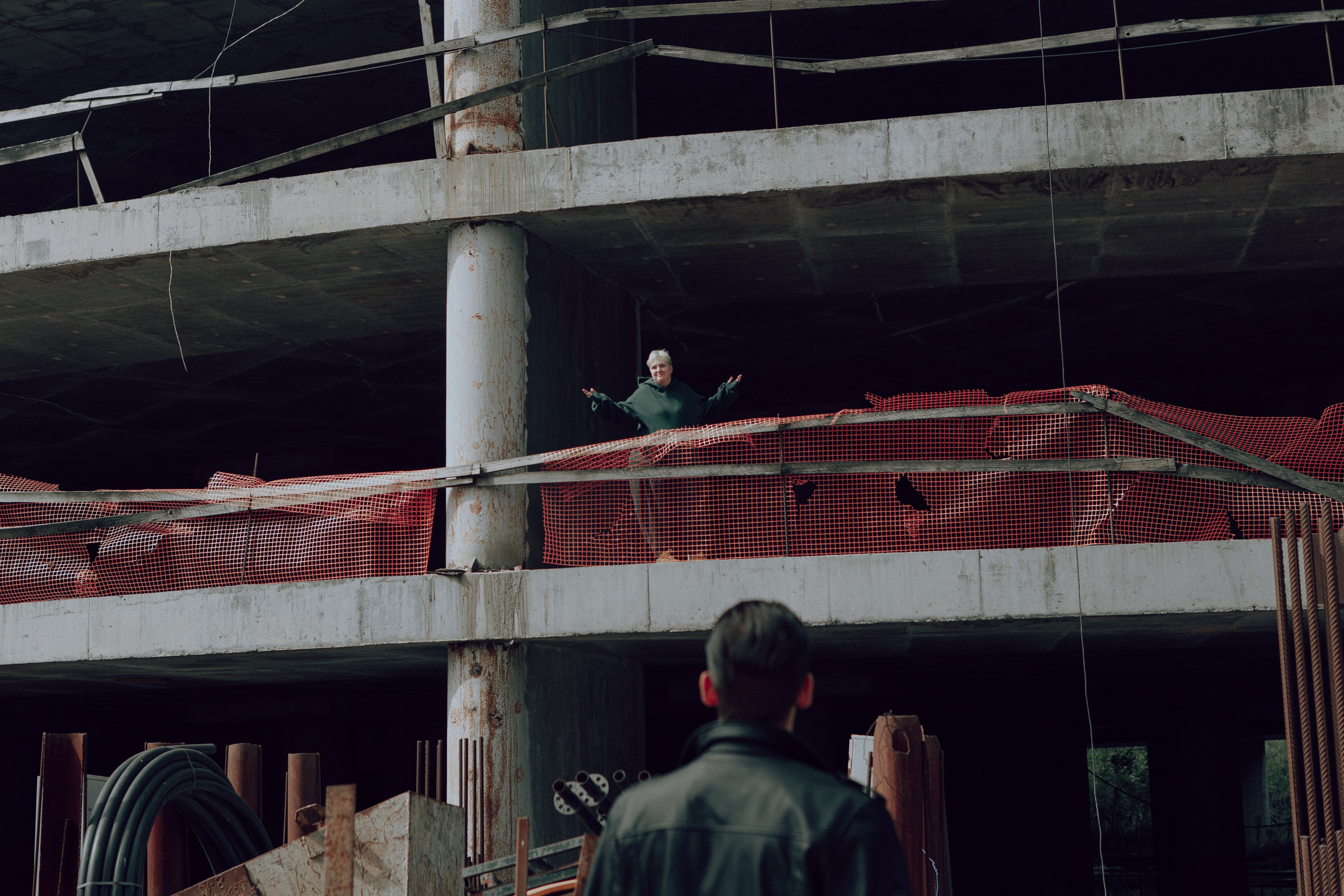 Саша против!