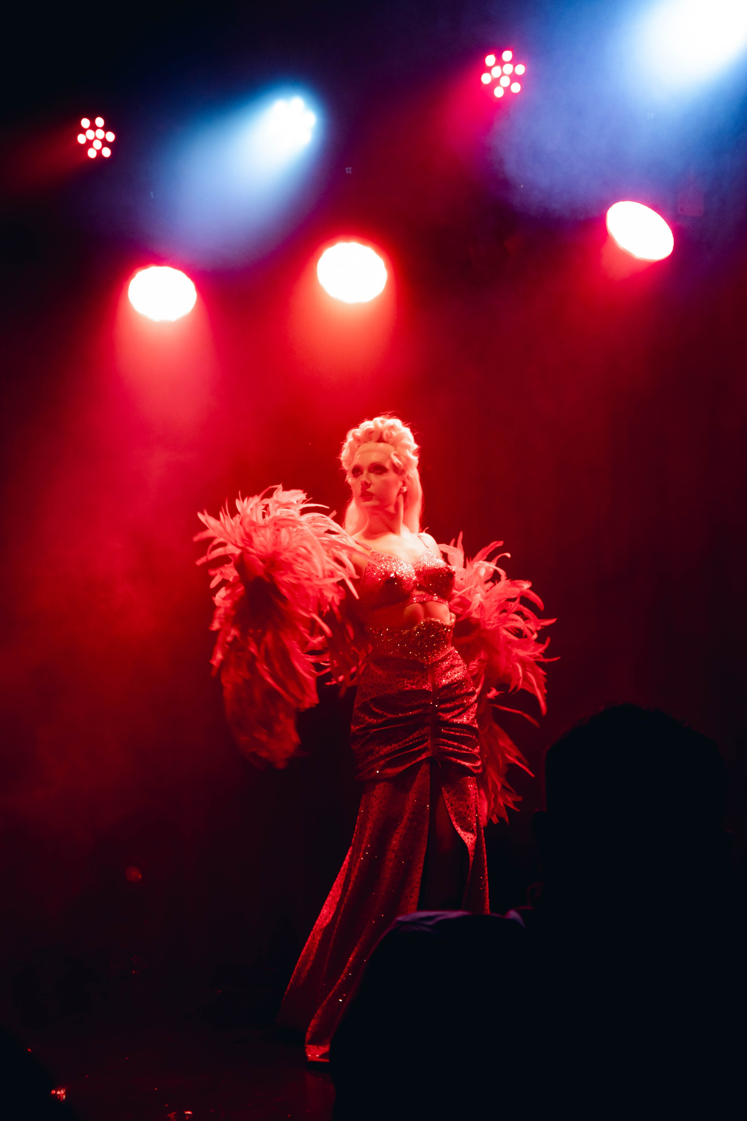 Бурлеск-кабаре SIRENCE. Со стороны / репортажный фотограф в СПб