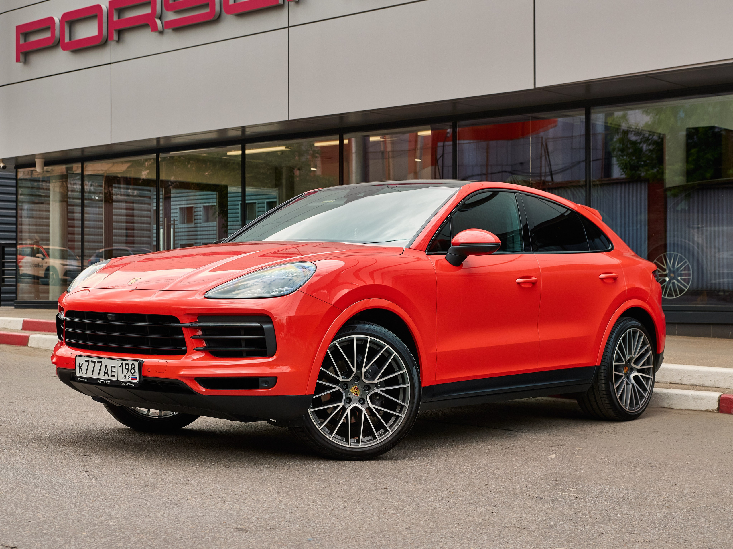 Porsche Cayenne. IDeAI studio