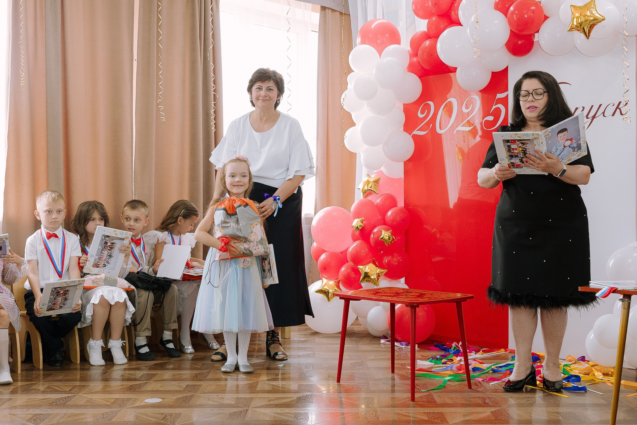 Выпускной в ДС 26. Выпускные альбомы Натальи Бутко: Новороссийск, Анапа, Геленджик