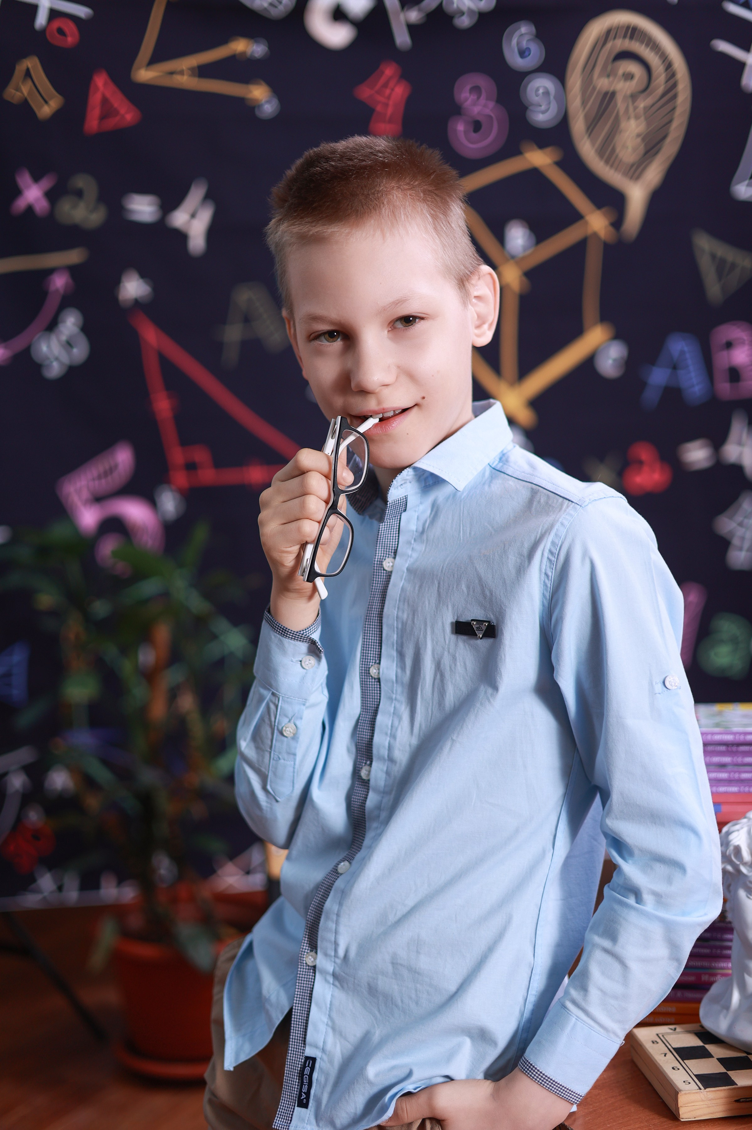 Школьная доска черная. Выпускные альбомы в Иваново в детский сад и школу. Александр и Светлана Янкины