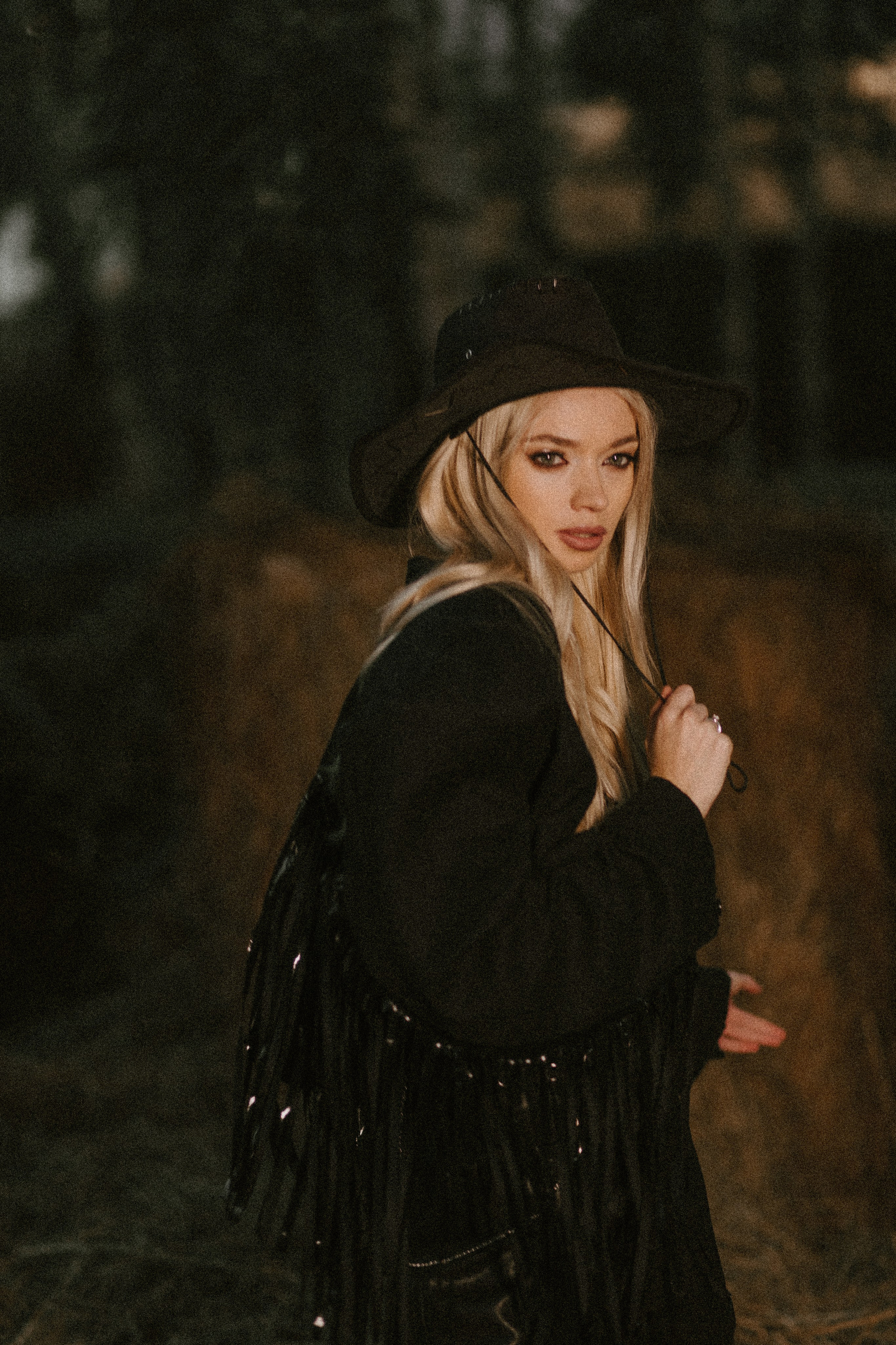 Надя «Вестерн». Павел Померанцев