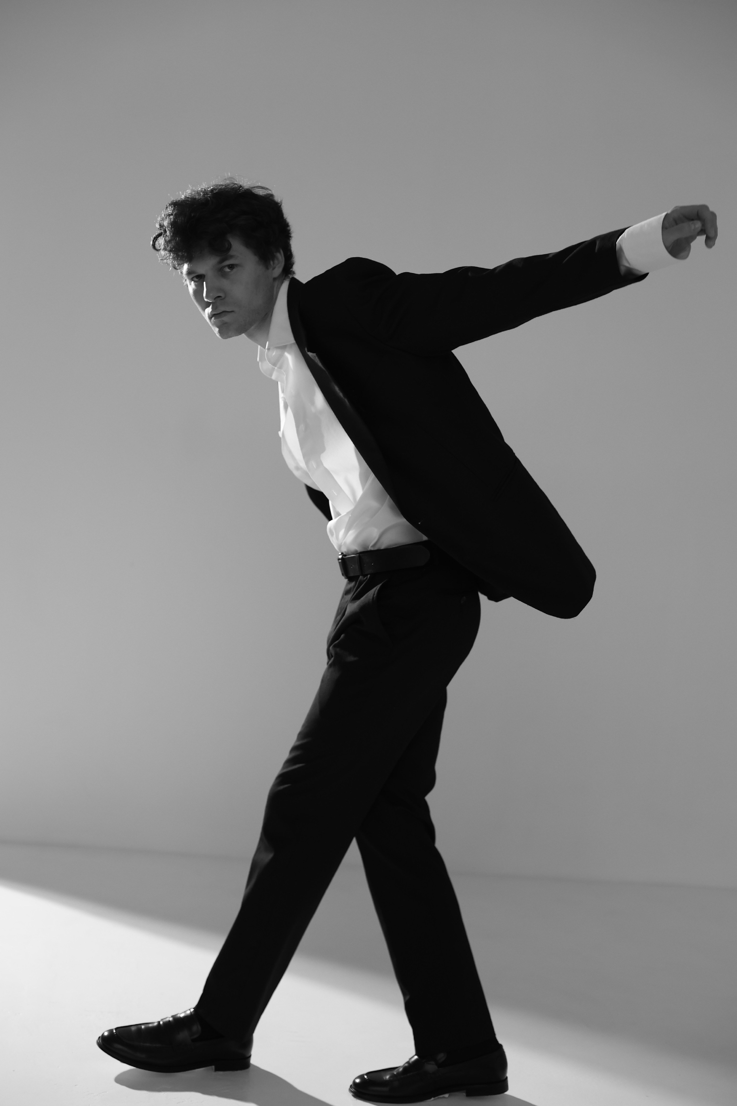 Чб пиджак. Лев Лекомцев модель