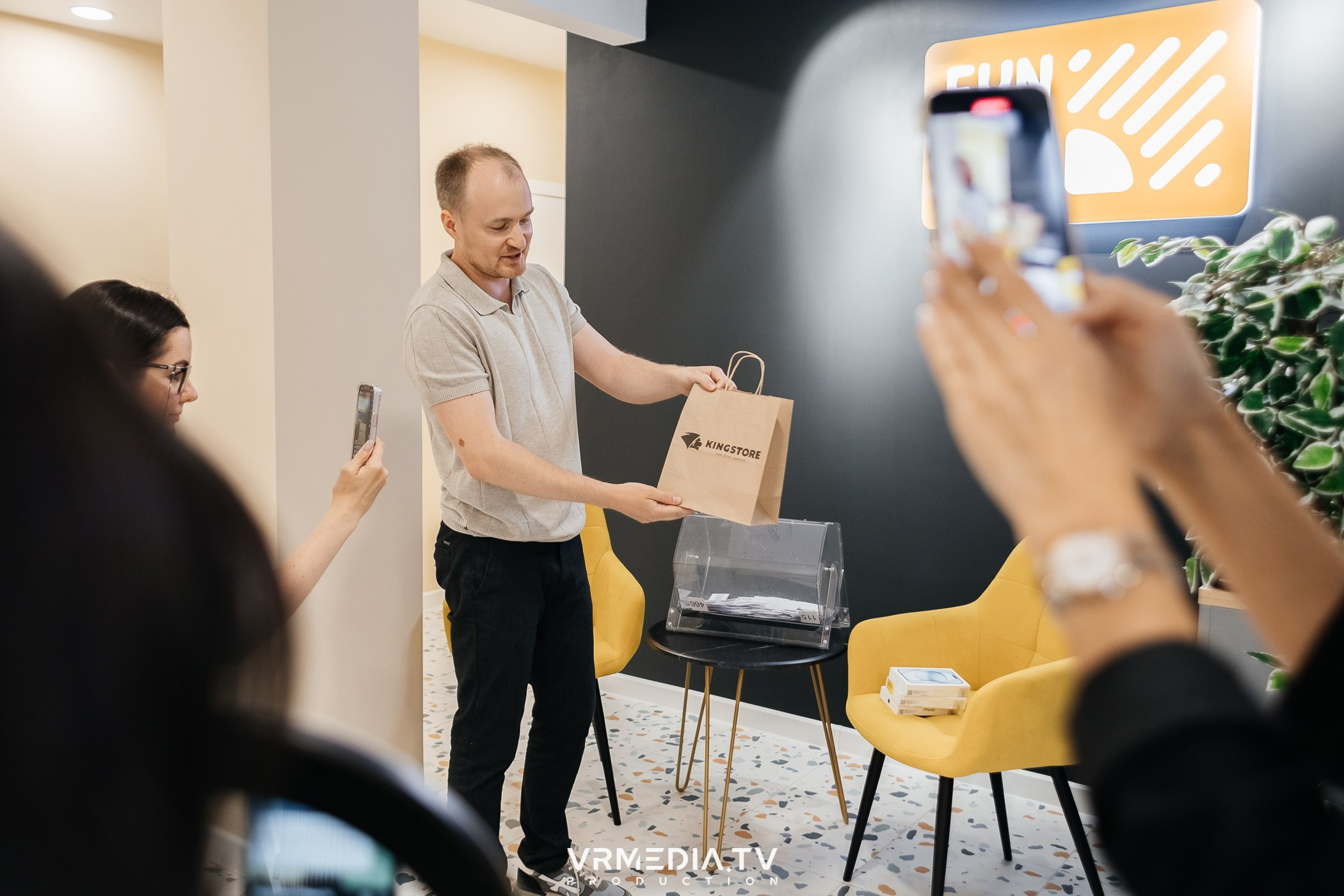 Business travel brunch