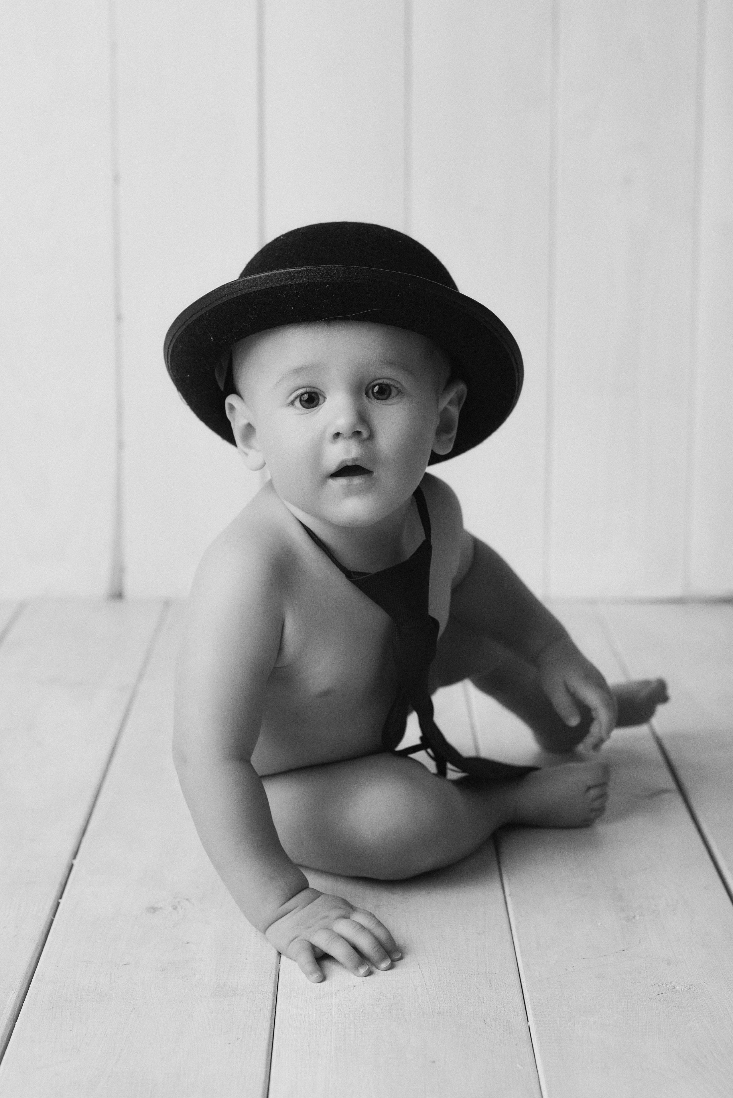 Детская фотосъемка. Фотограф беременности, новорожденных и детей до года в Челябинске Волк