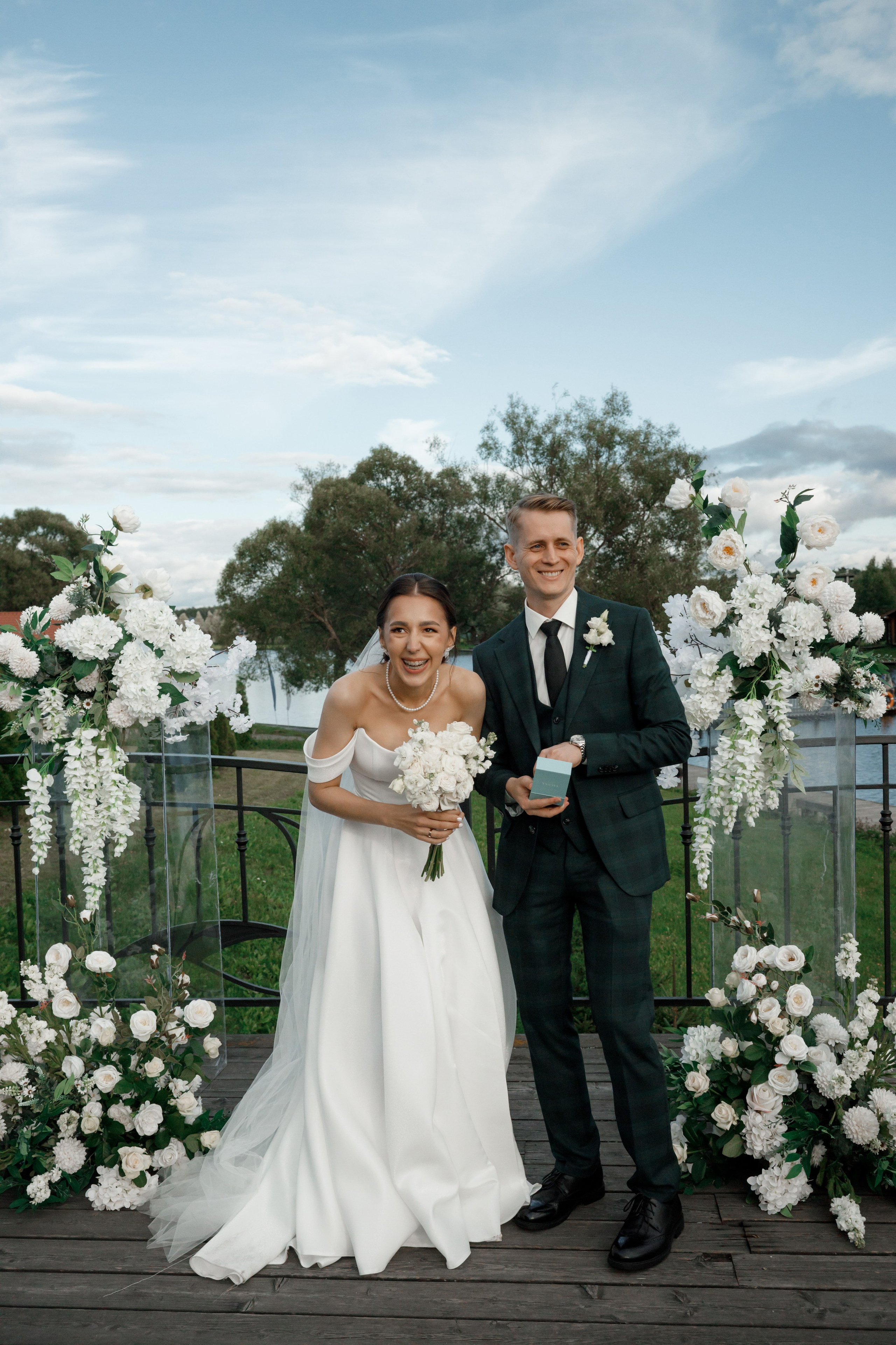 Регистрация в отеле Fish Point, ЗАГС Бутово, прогулка в Остафьево. Свадебный и репортажный фотограф (Москва, Королев и другие)