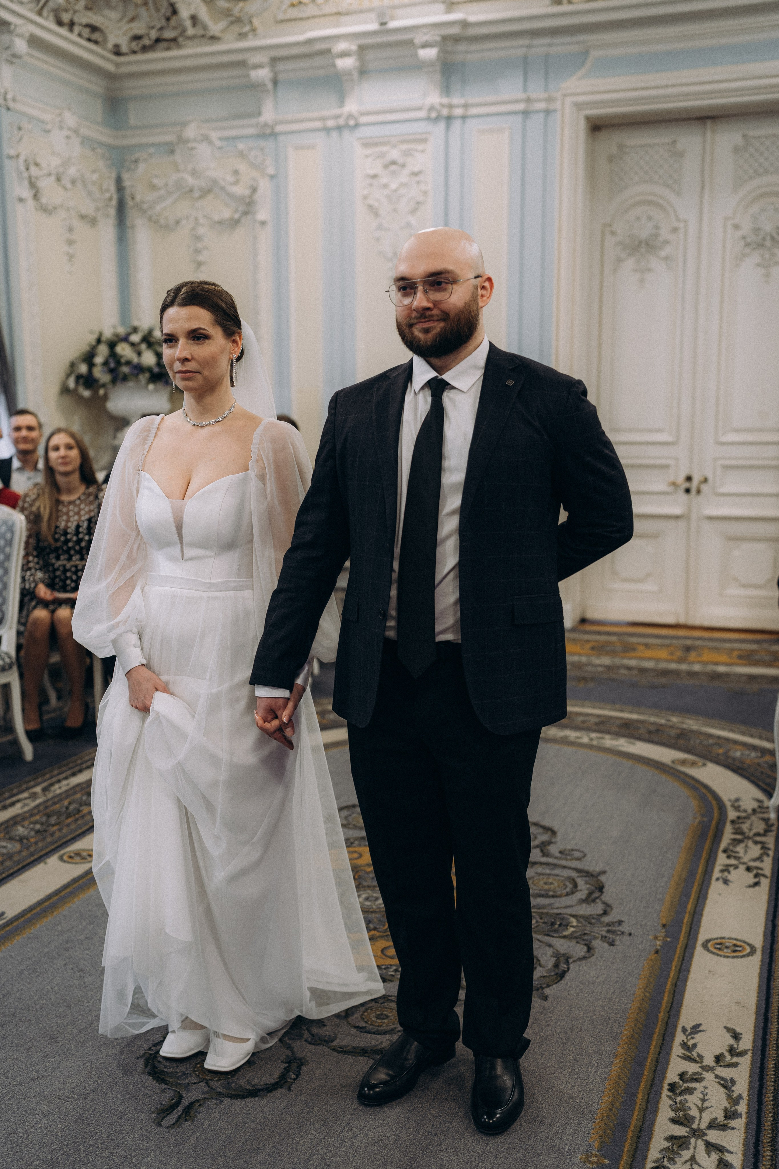 СВАДЕБНАЯ СЬЕМКА ВО ВТОРОМ ДВОРЦЕ (ДЕКАБРЬ) ТАКЖЕ СЬЕМКА В СТУДИИ НА ЧЕРНЫШЕВСКОЙ. Профессиональный фотограф, Санкт-Петербург — Виктория Богомолова