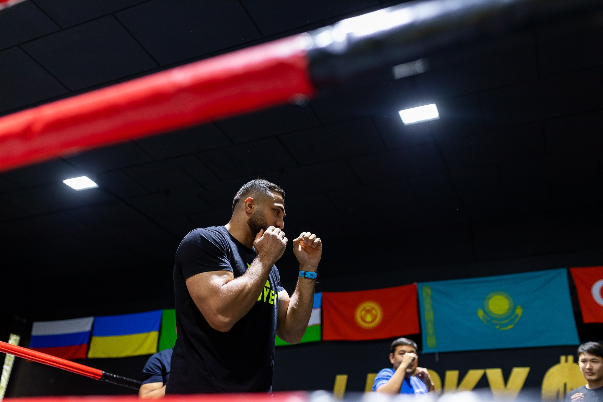 MIKHAIL VASSILYEV — Свадебный и Репортажный фотограф в Алматы