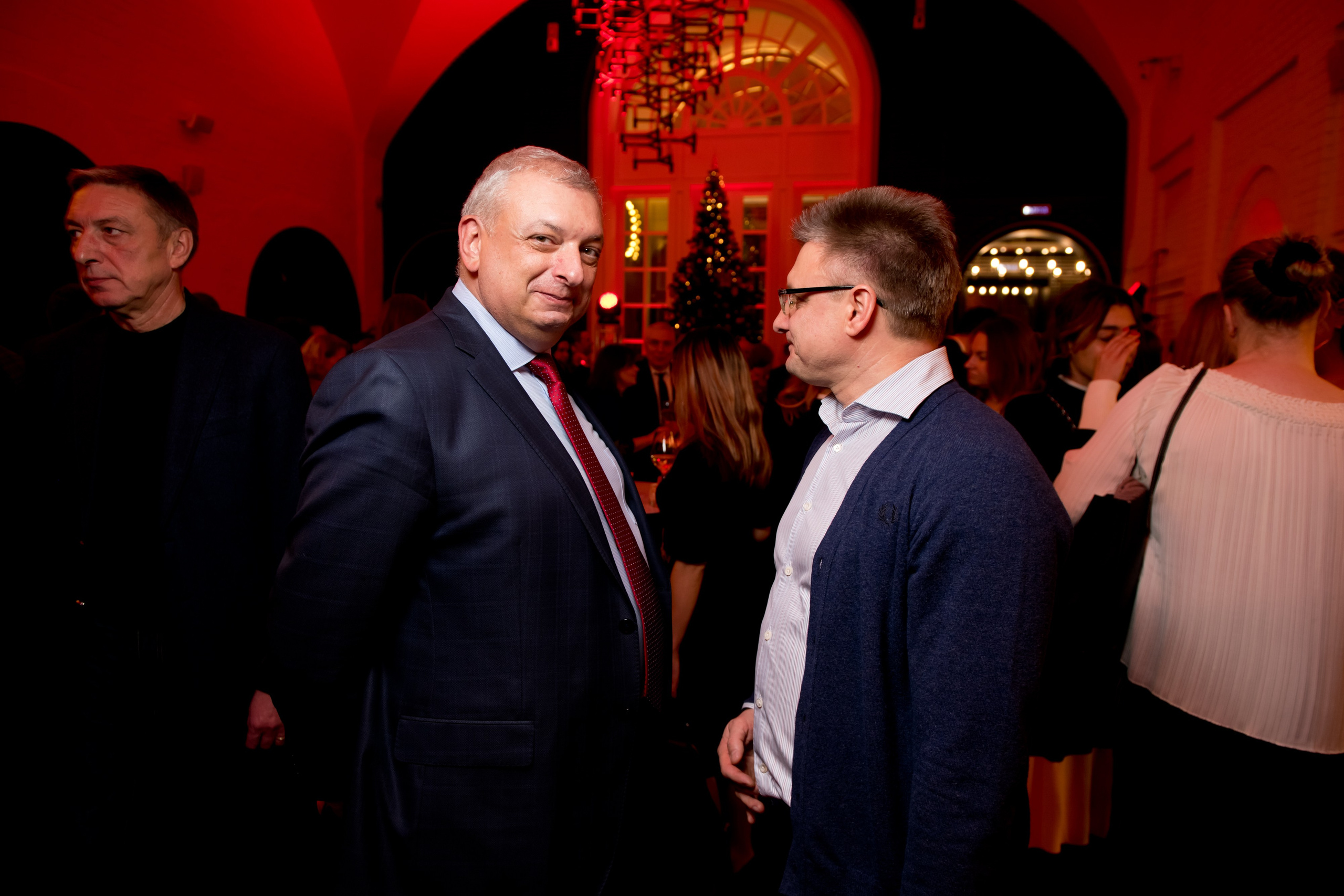 Новогодний корпоратив Росгосстрах. Репортажный фотограф и видеограф Слава Думчев. Тимбилдинги, отчетники, корпоративы