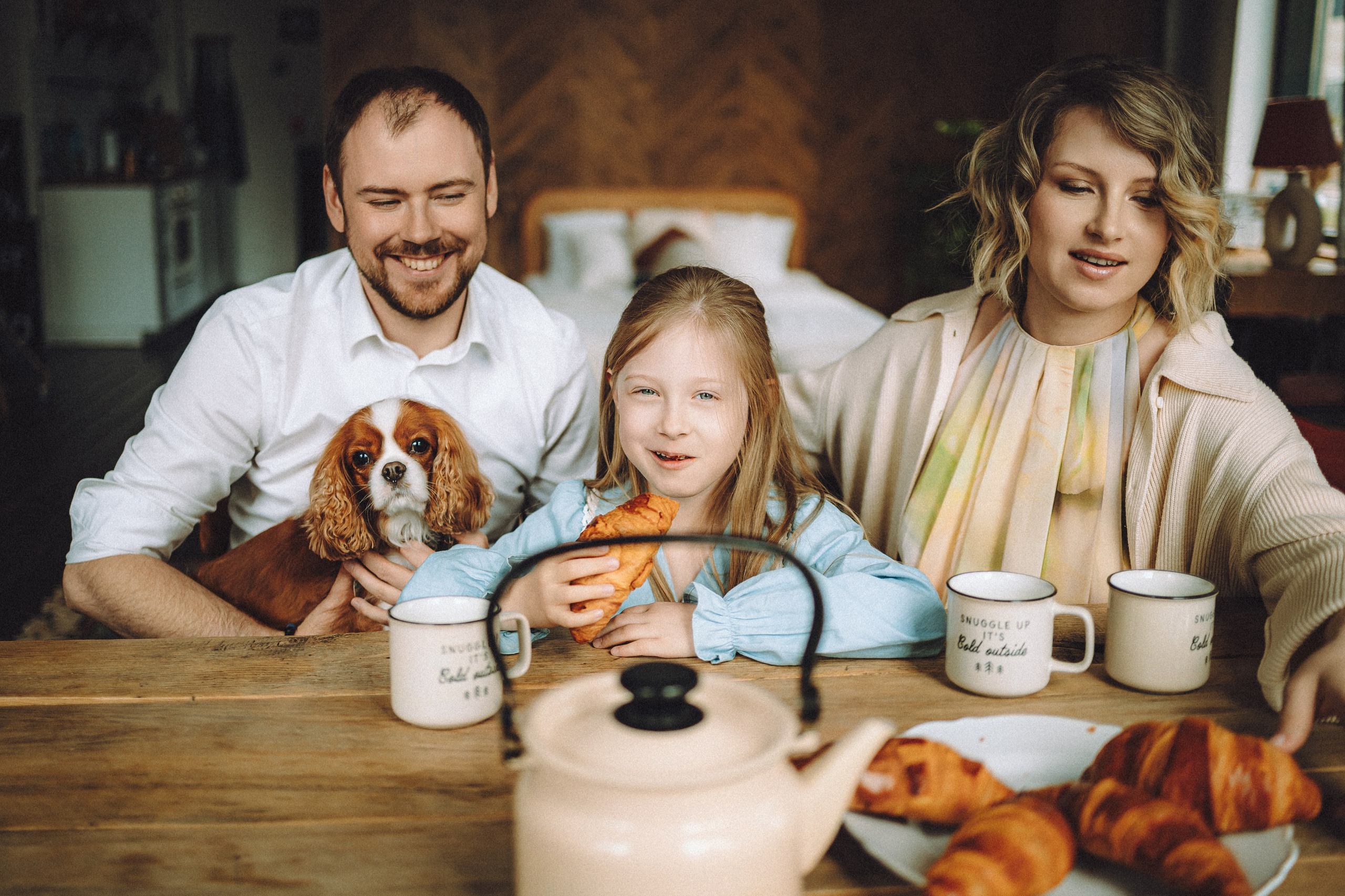 Валя, Вася, Аня и Ириска