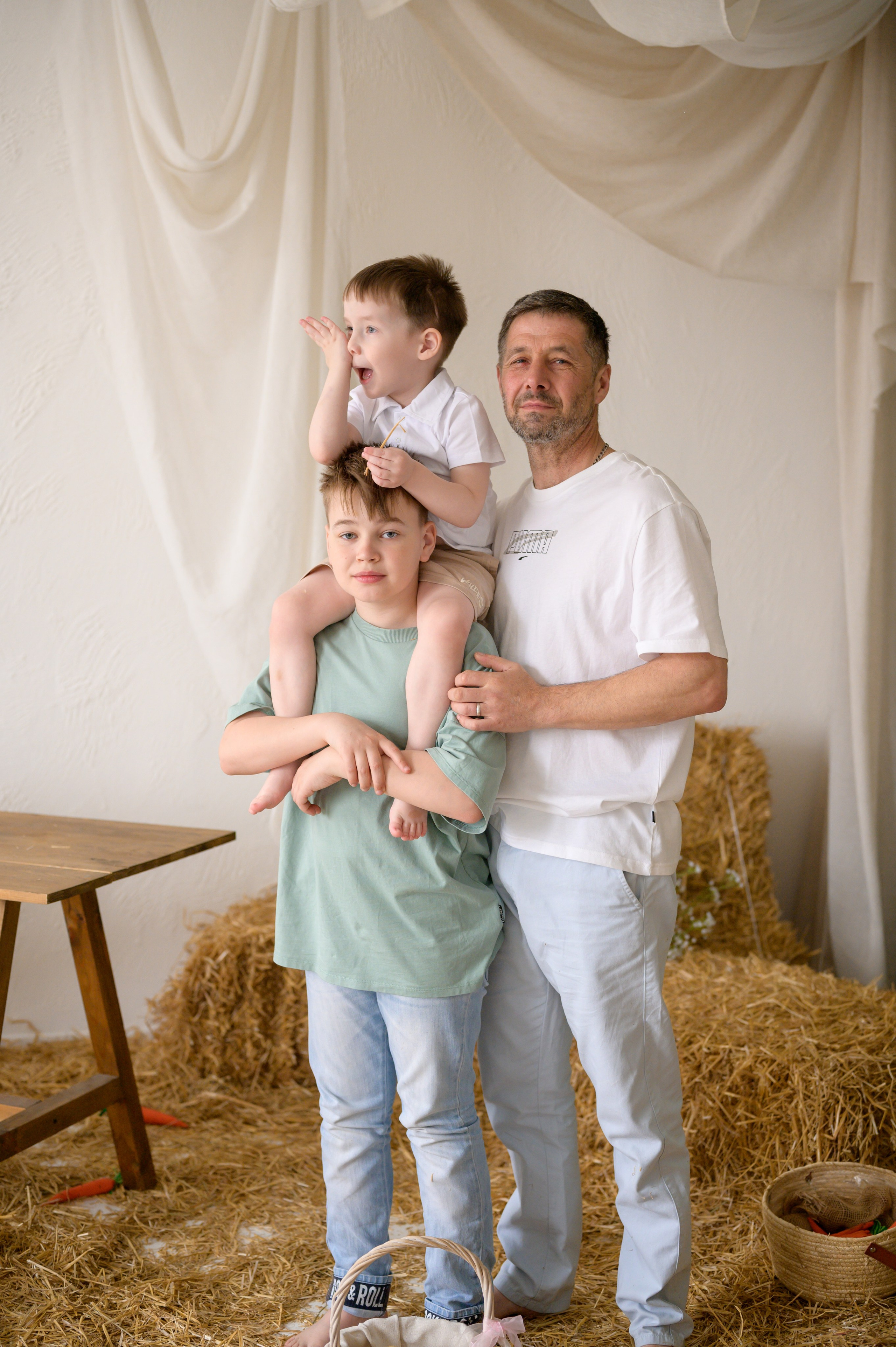 Фотостудия «Рояль» зал «Графика». Фотограф новорожденных, семейный детский в Тюмени Татьяна Морозова