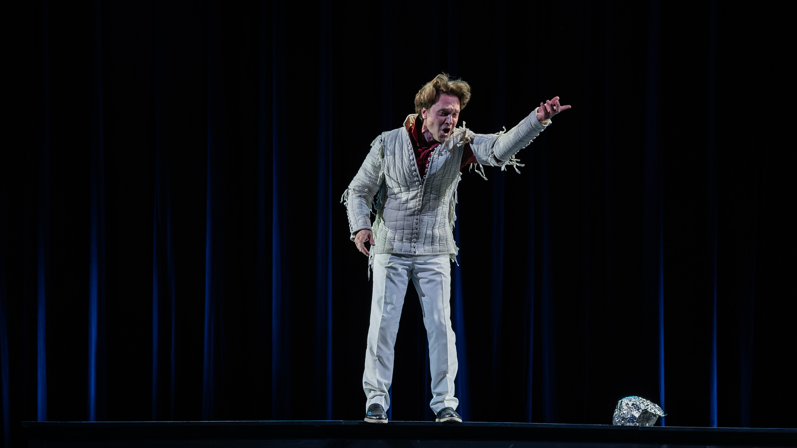 Театр Юного Зрителя «Маленькие трагедии». Фотограф Марк Файзулин