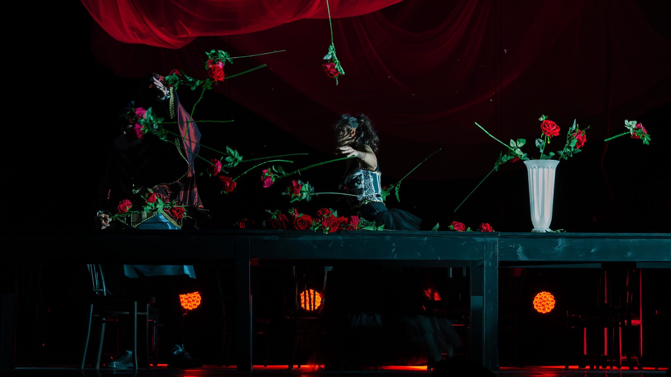 Театр Юного Зрителя «Маленькие трагедии». Фотограф Марк Файзулин