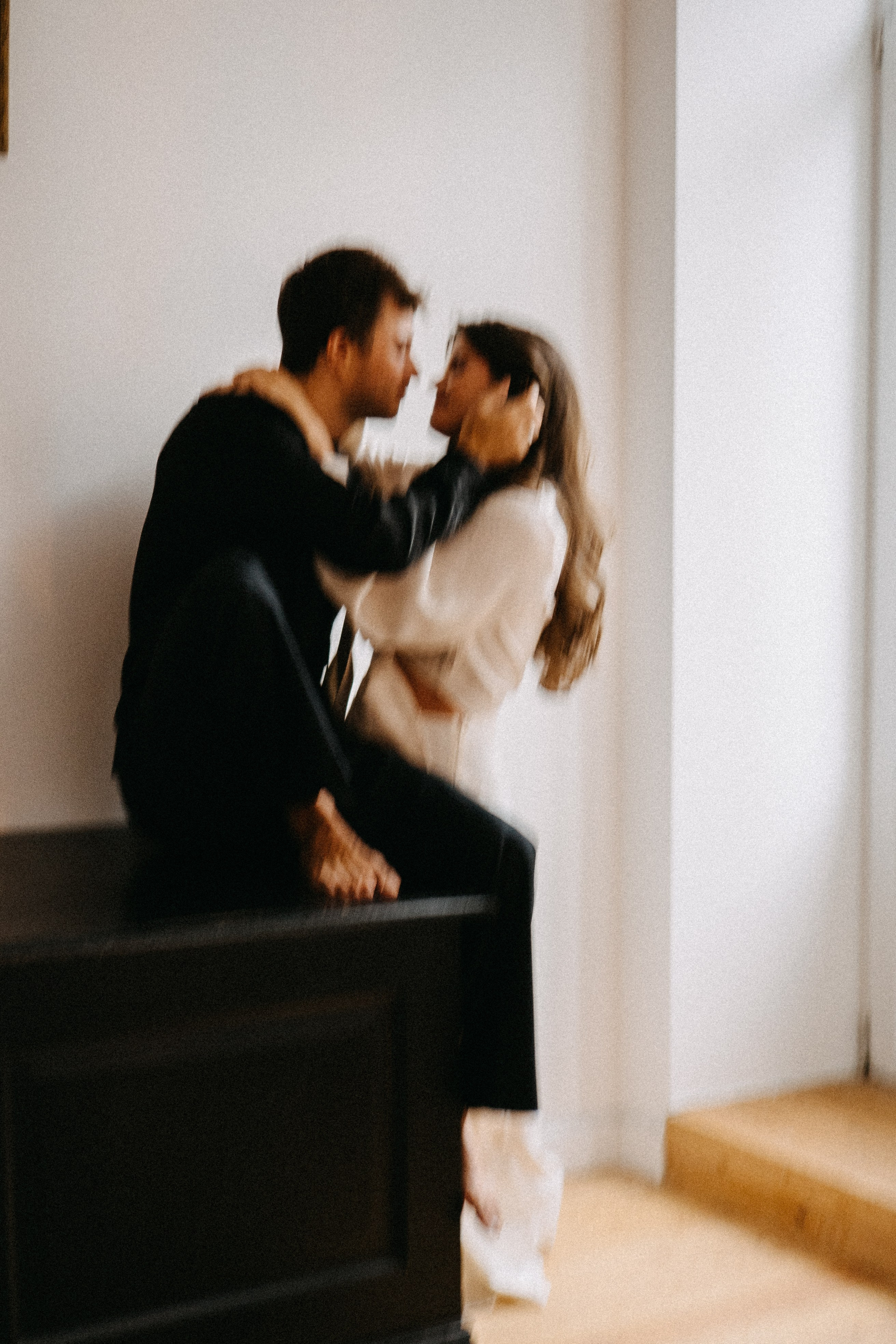 СБОРЫ ЖЕНИХА И НЕВЕСТЫ В УЮТНОЙ КВАРТИРЕ В ЦЕНТРЕ САНТК-ПЕТЕРБУРГА. Профессиональный фотограф, Санкт-Петербург — Виктория Богомолова