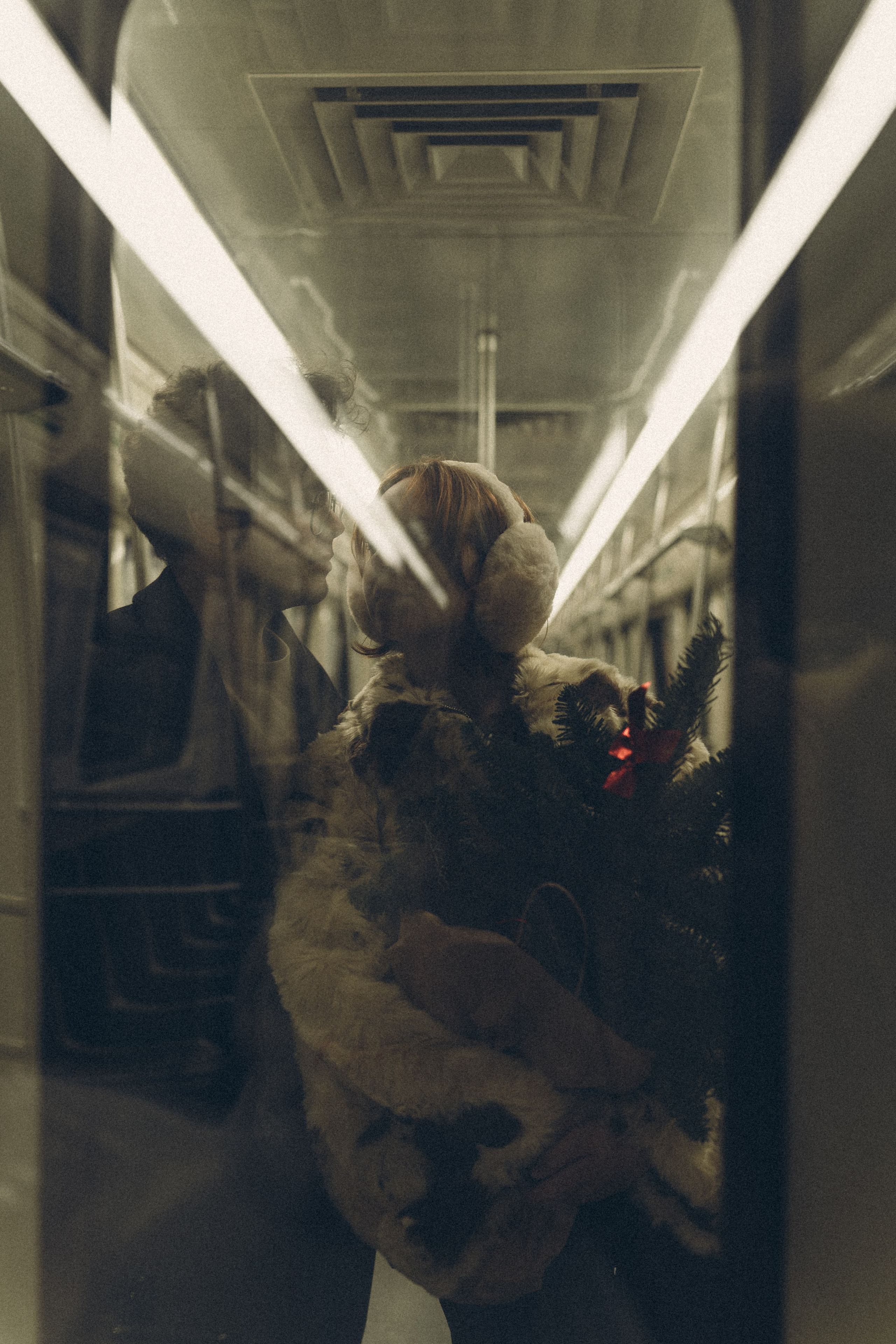 НОВОГОДНЯЯ ФОТОСЕСИИЯ ПАРЫ В МЕТРО ЛЮБОВЬ. Профессиональный фотограф, Санкт-Петербург — Виктория Богомолова