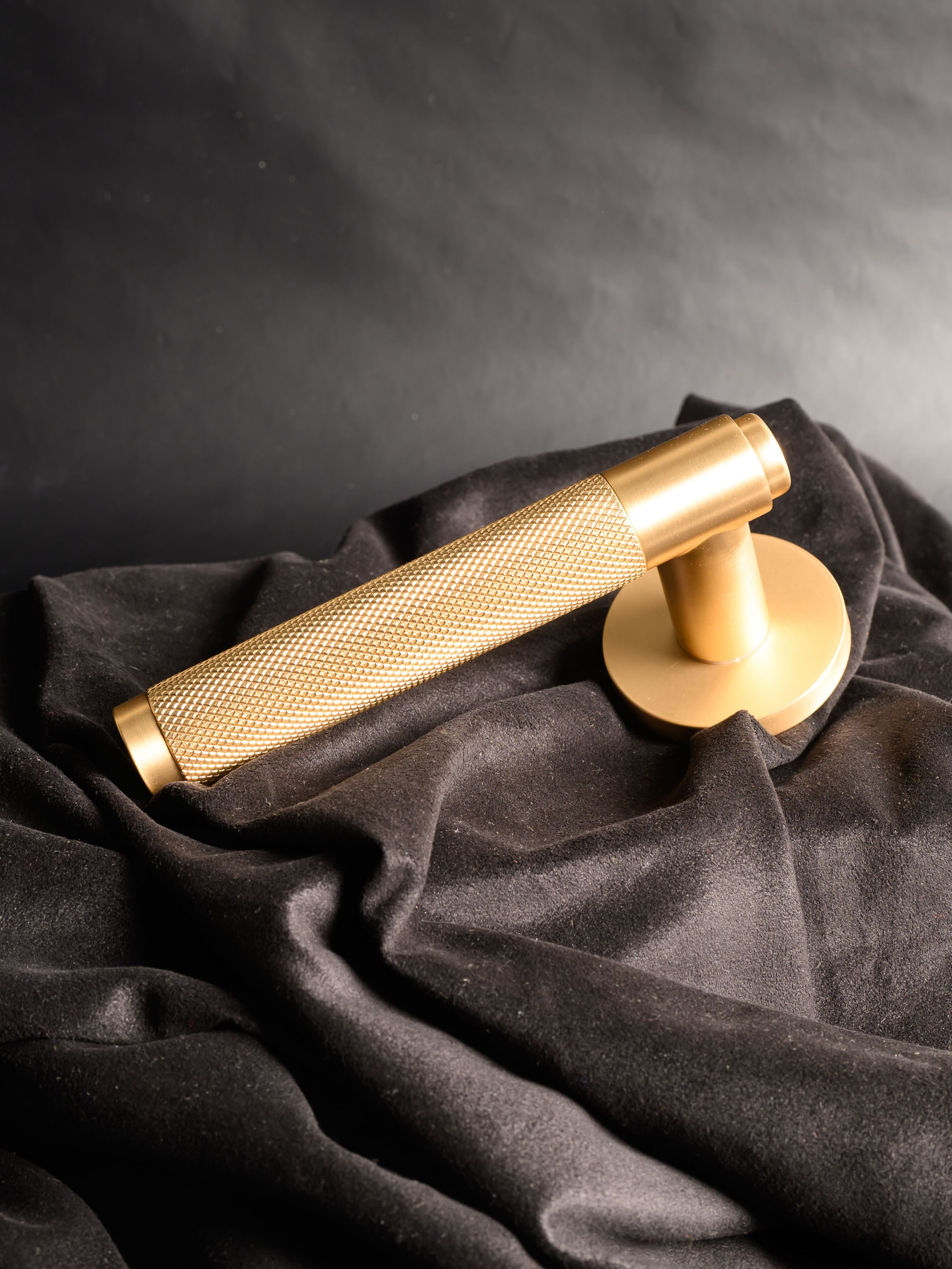 Фотографии дверных ручек Armadillo. Профессиональная фотосъемка. Ростов-на-Дону