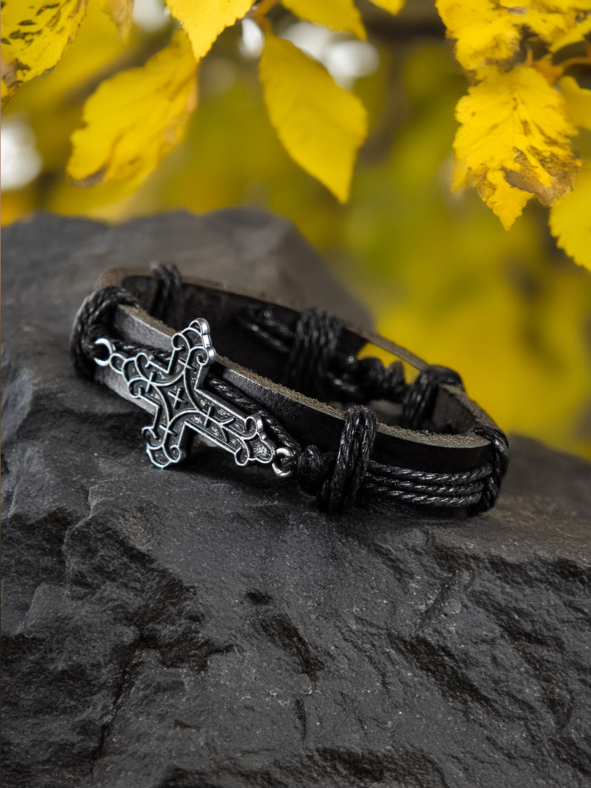 Фотосъемка браслетов с заменой фона, нанесение инфографики. Олейник Денис — предметный фотограф, фотограф для маркетплейсов в Казани