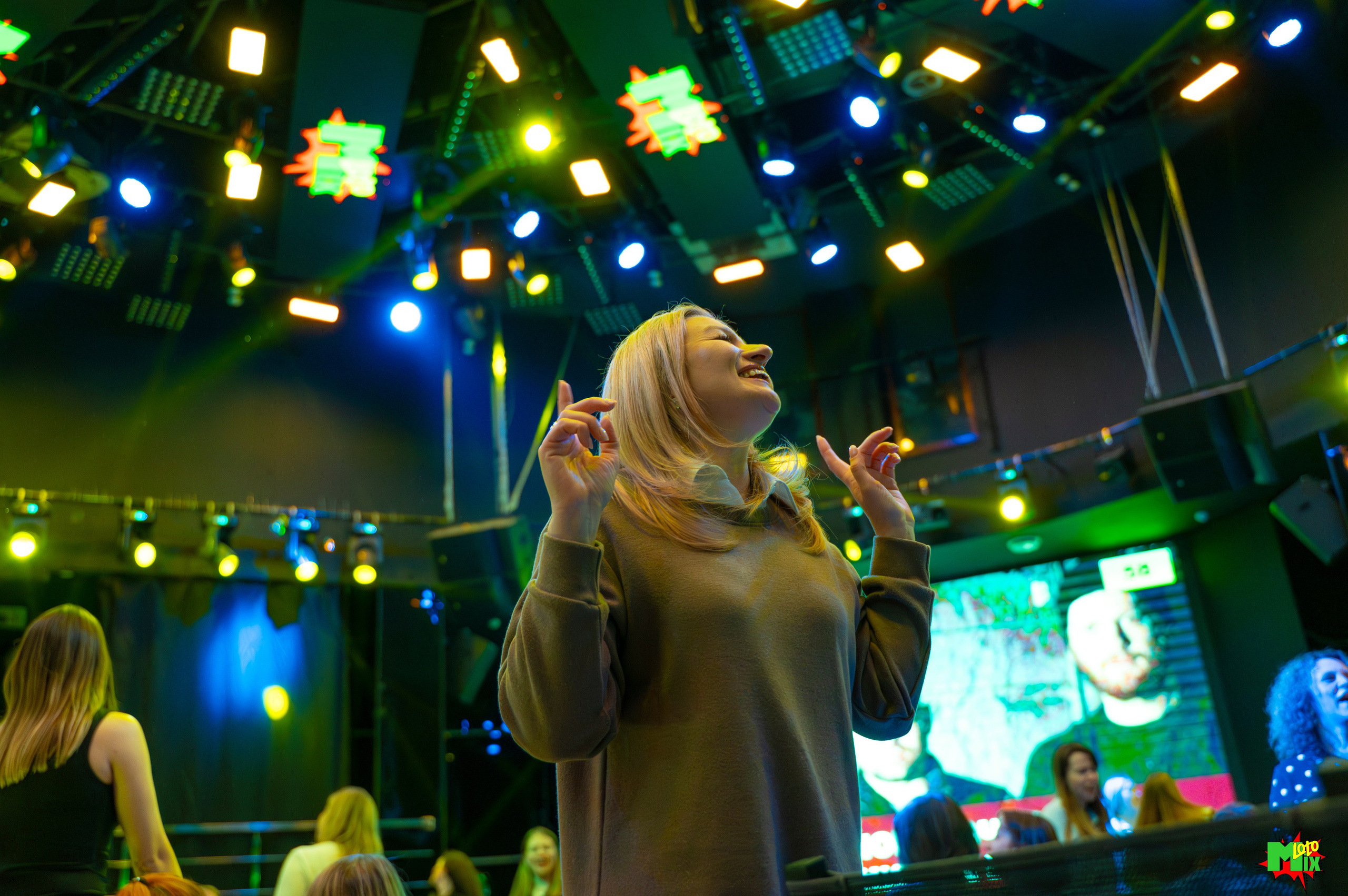 фотоотчет mixloto 13 февраля 2026 год, фотоотчет, репортажный фотограф, съемка мероприятия, фотограф Минск, репортаж Минск, фотограф Ольга Шаповалова. съемка на праздник, съемка день рождения. съемка юбилея, фотограф Беларусь 