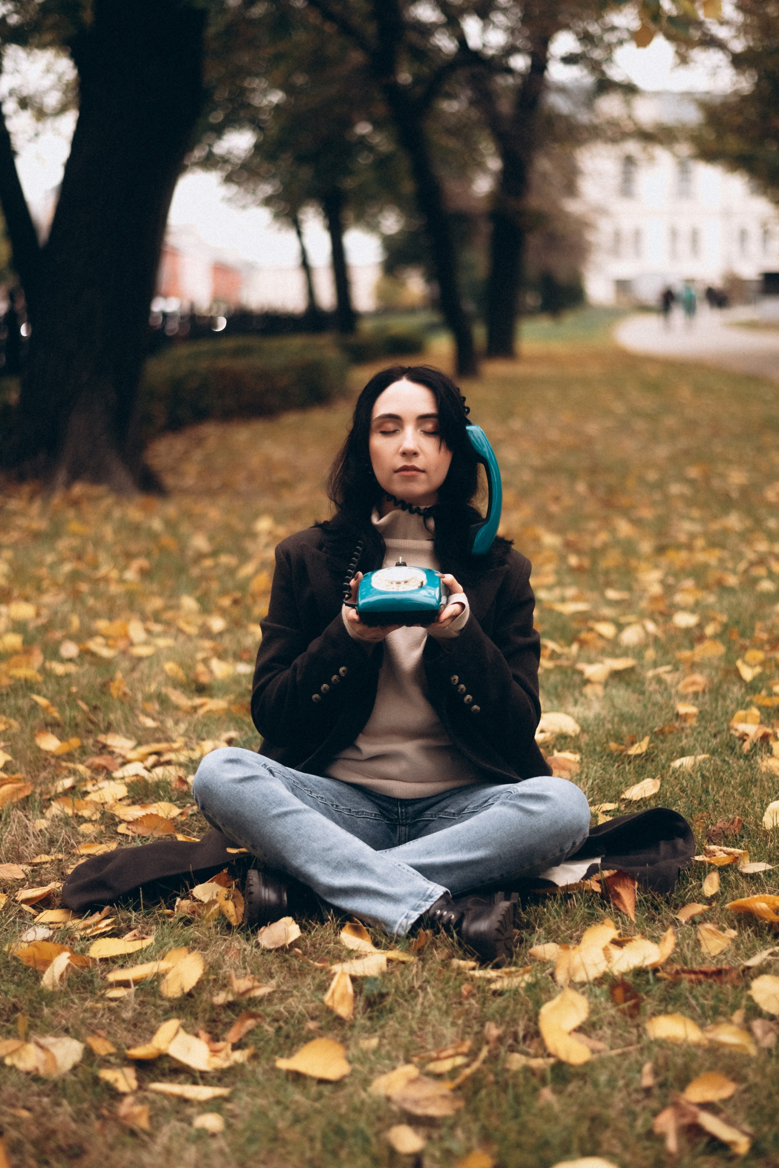 Фотосессия с телефоном на улицах Китай-Города