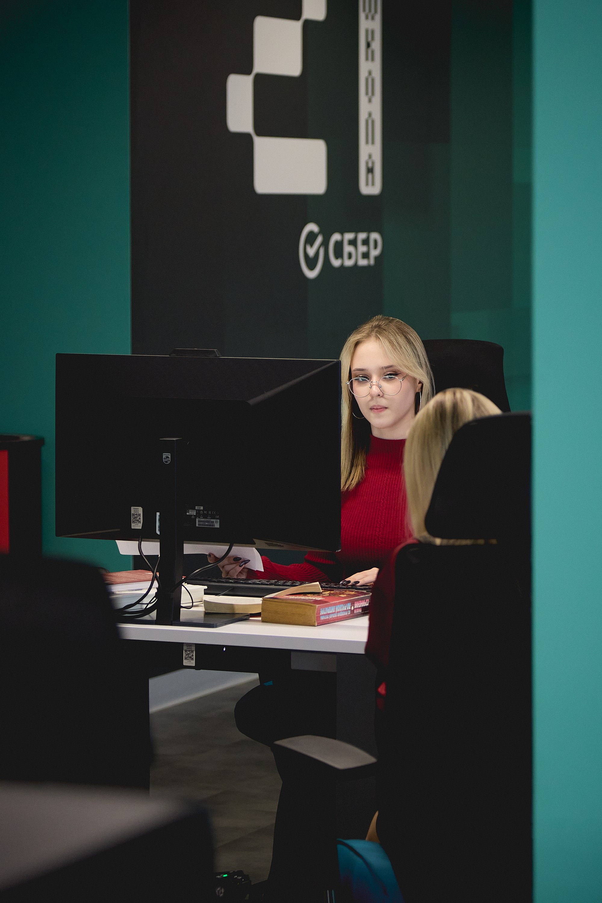 Юниор Профи 2025. Портретный фотограф Евгений Денисов