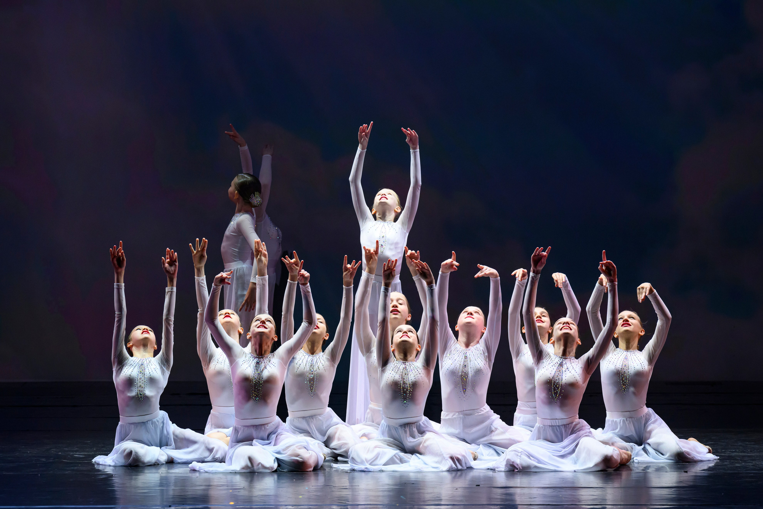 23 апреля, часть 1, БКЗ Октябрьский, г. Санкт-Петербург. Золотое яблочко