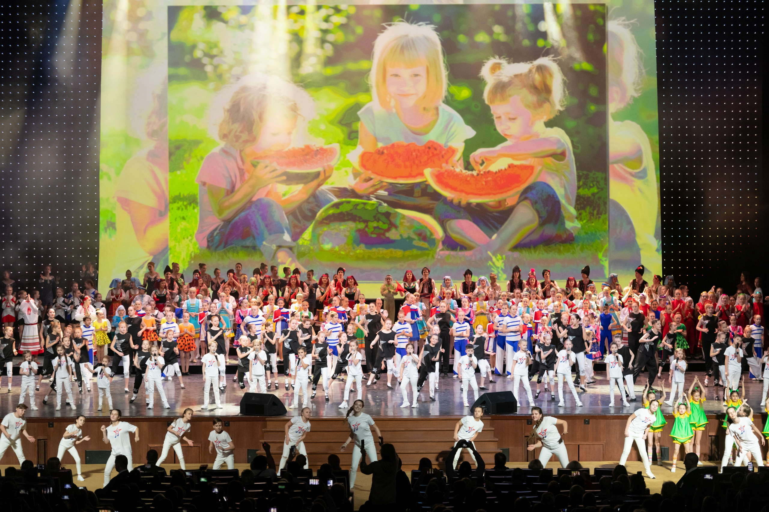 2 февраля, концерт Таланты России, Кремлевский Дворец. Золотое яблочко