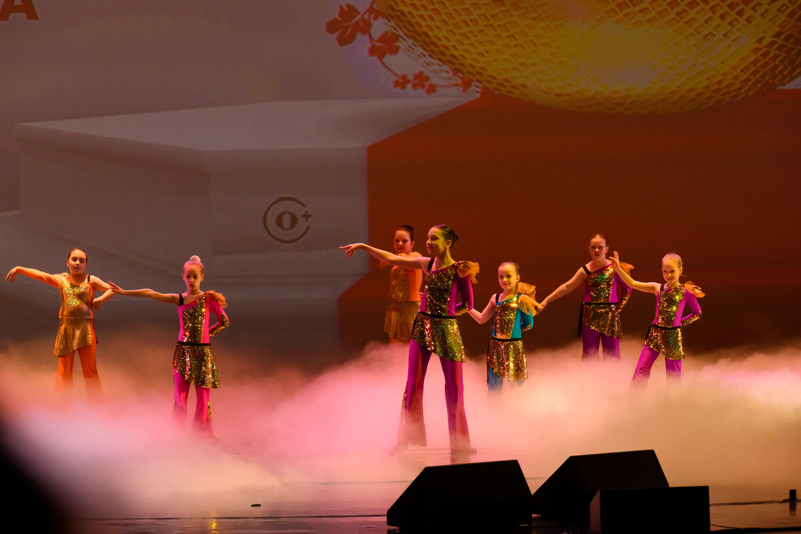 23 апреля, часть 2, БКЗ Октябрьский, г. Санкт-Петербург. Золотое яблочко