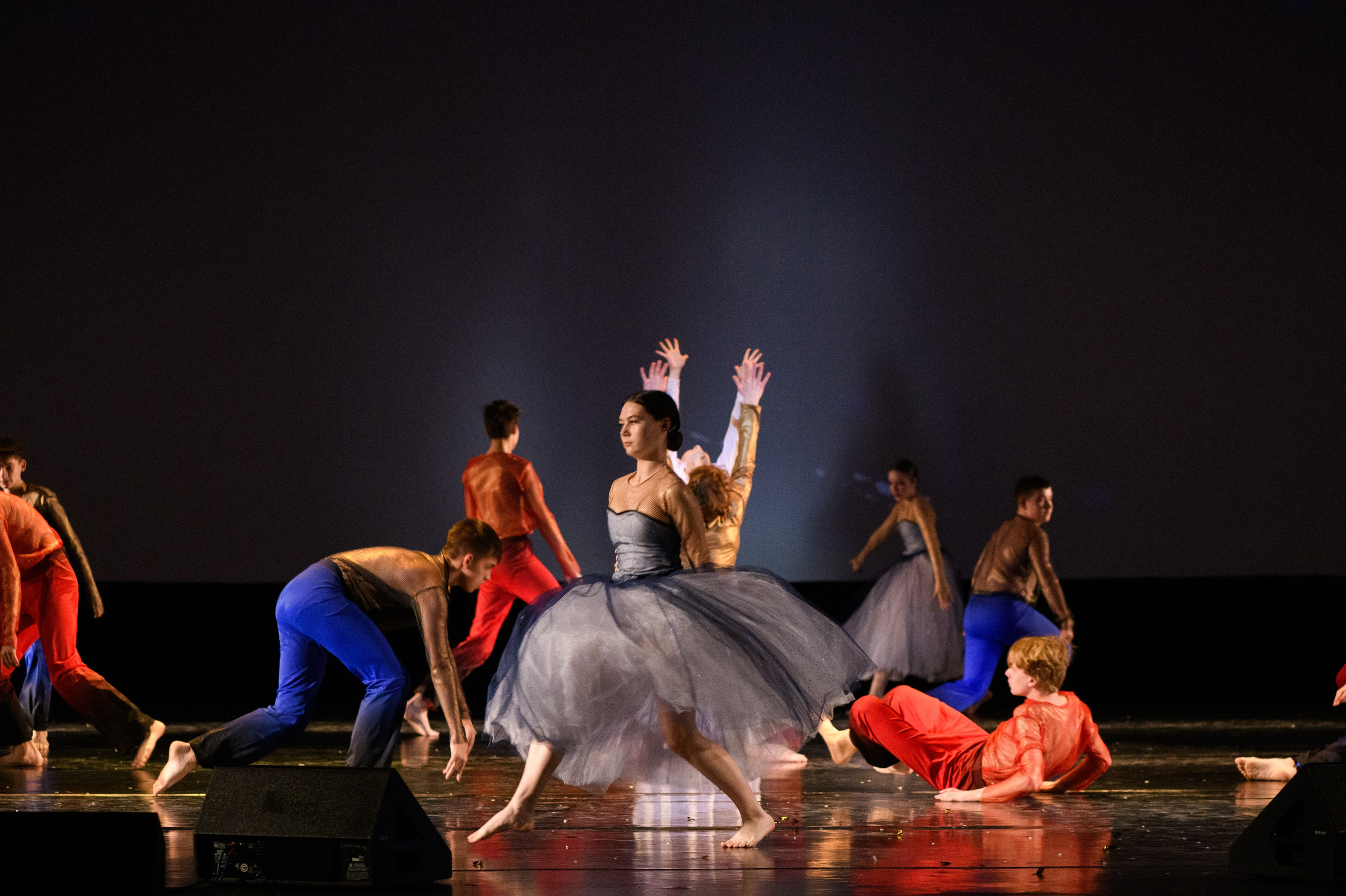 23 апреля, часть 2, БКЗ Октябрьский, г. Санкт-Петербург. Золотое яблочко