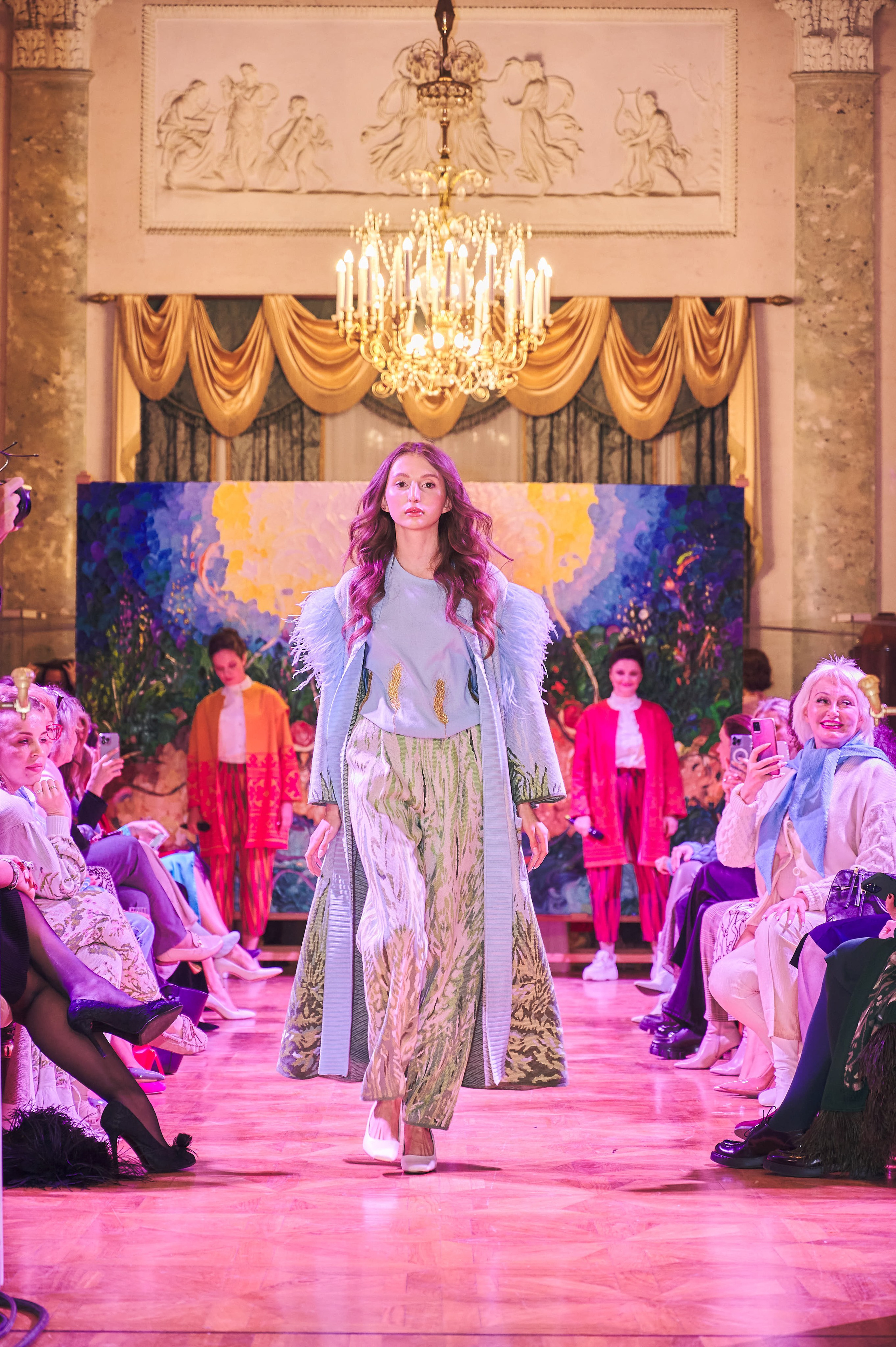 21.09.22 Люблино — Показ коллекции платьев. Никита Хохловский фото и видео продакшн