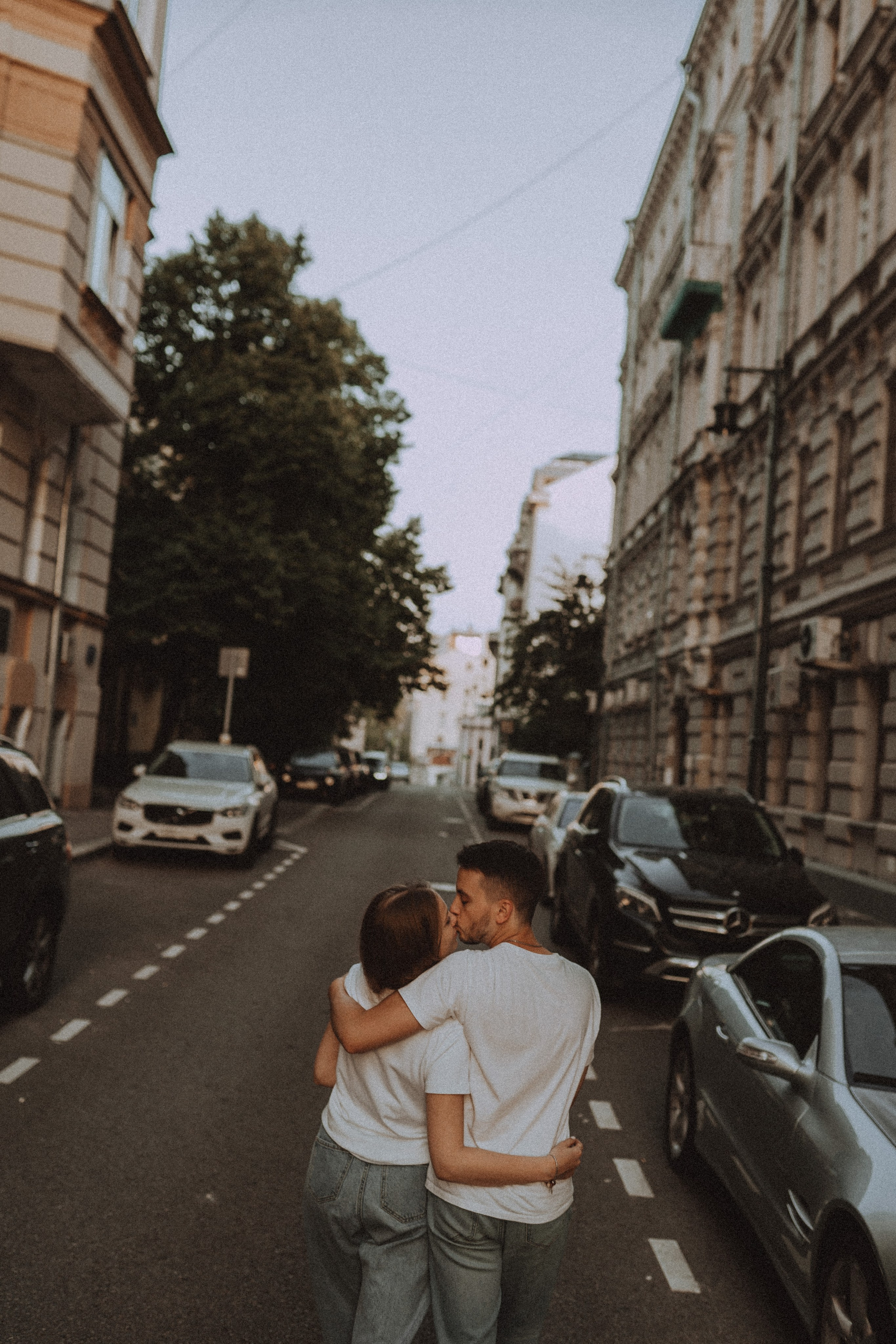 Двое в центре города. Семейный и свадебный фотограф в Москве Оксана Гапеева
