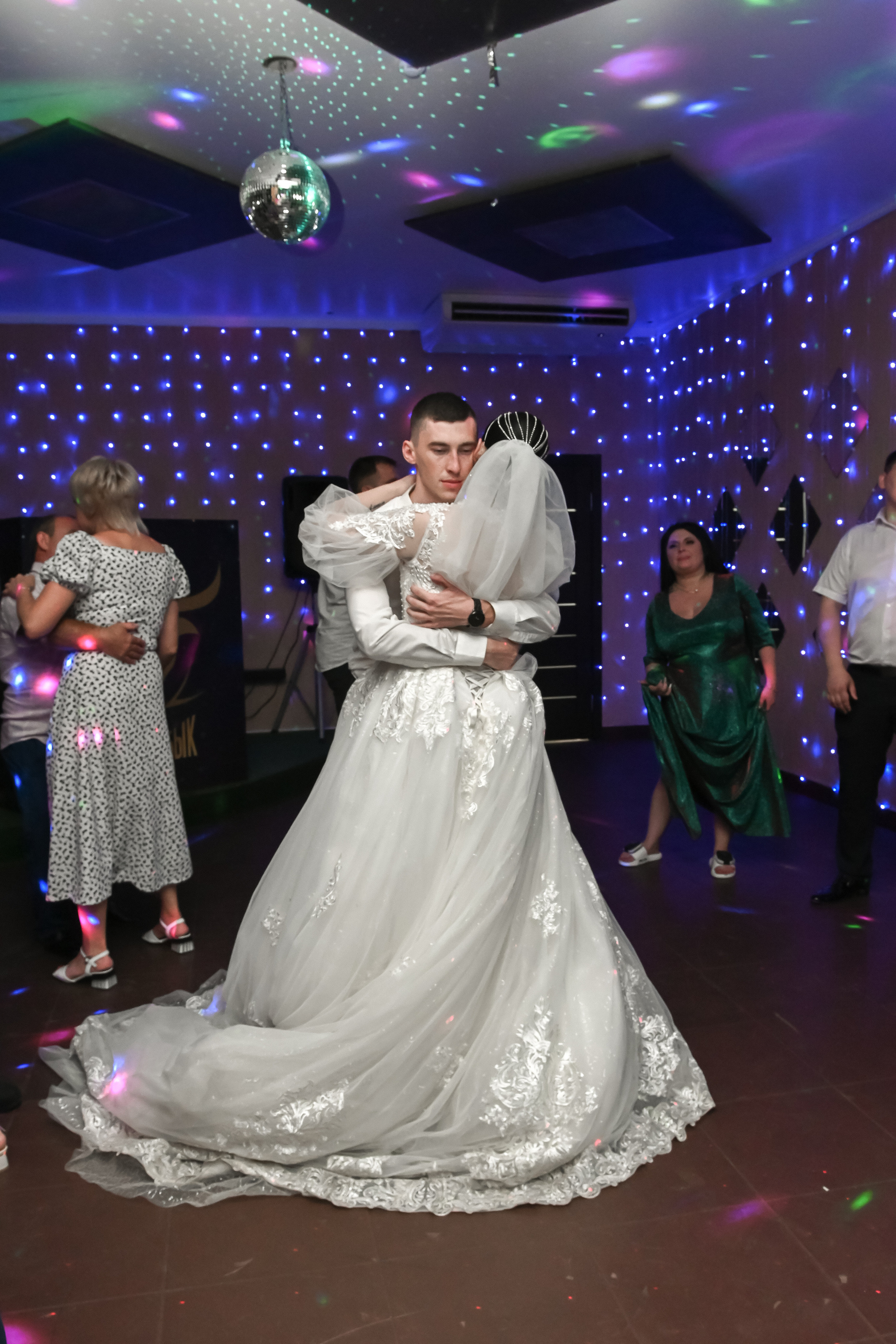 Юрий и Олеся. Семейный и свадебный фотограф в Ельце Юлия Дякина