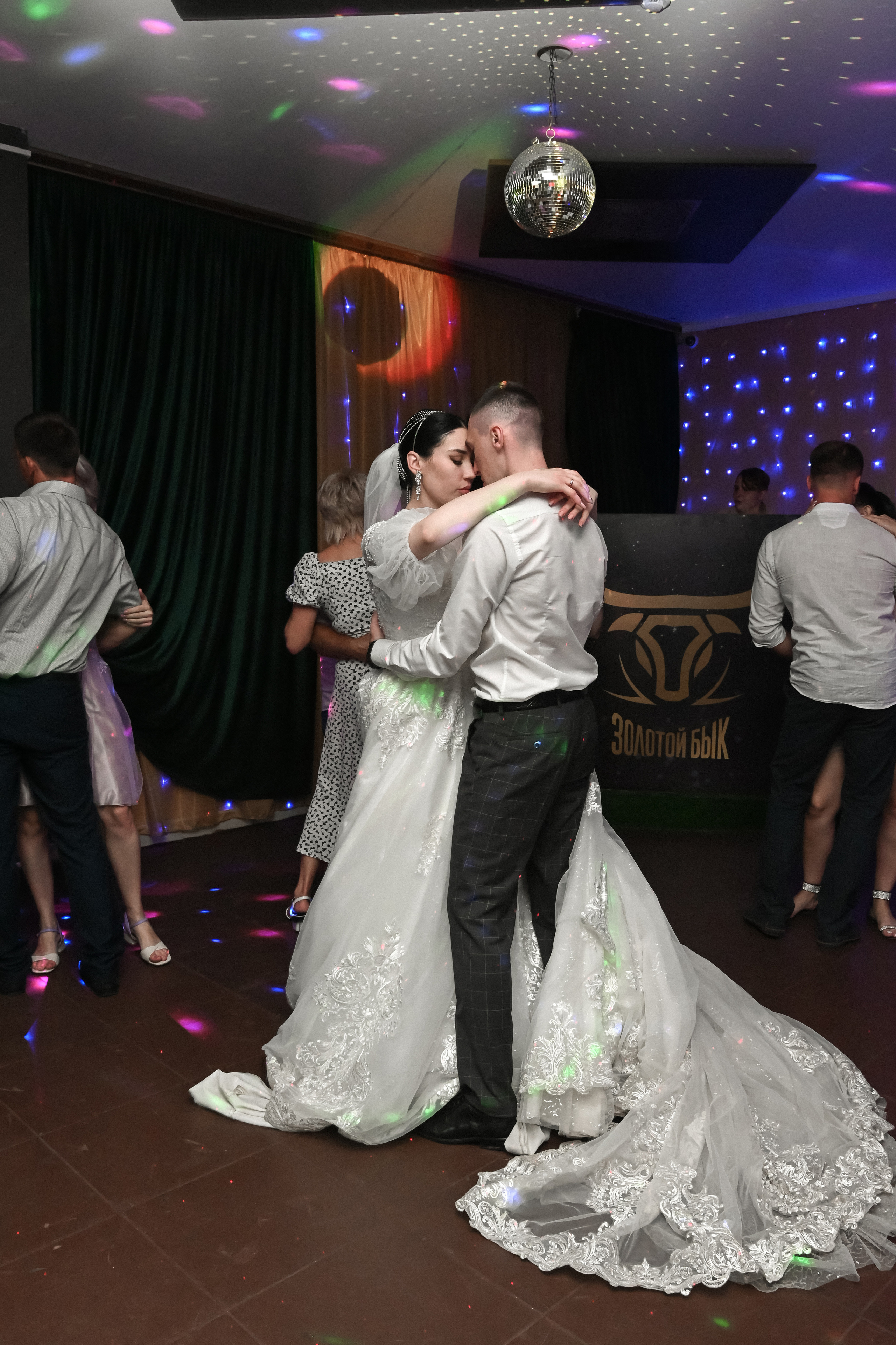 Юрий и Олеся. Семейный и свадебный фотограф в Ельце Юлия Дякина