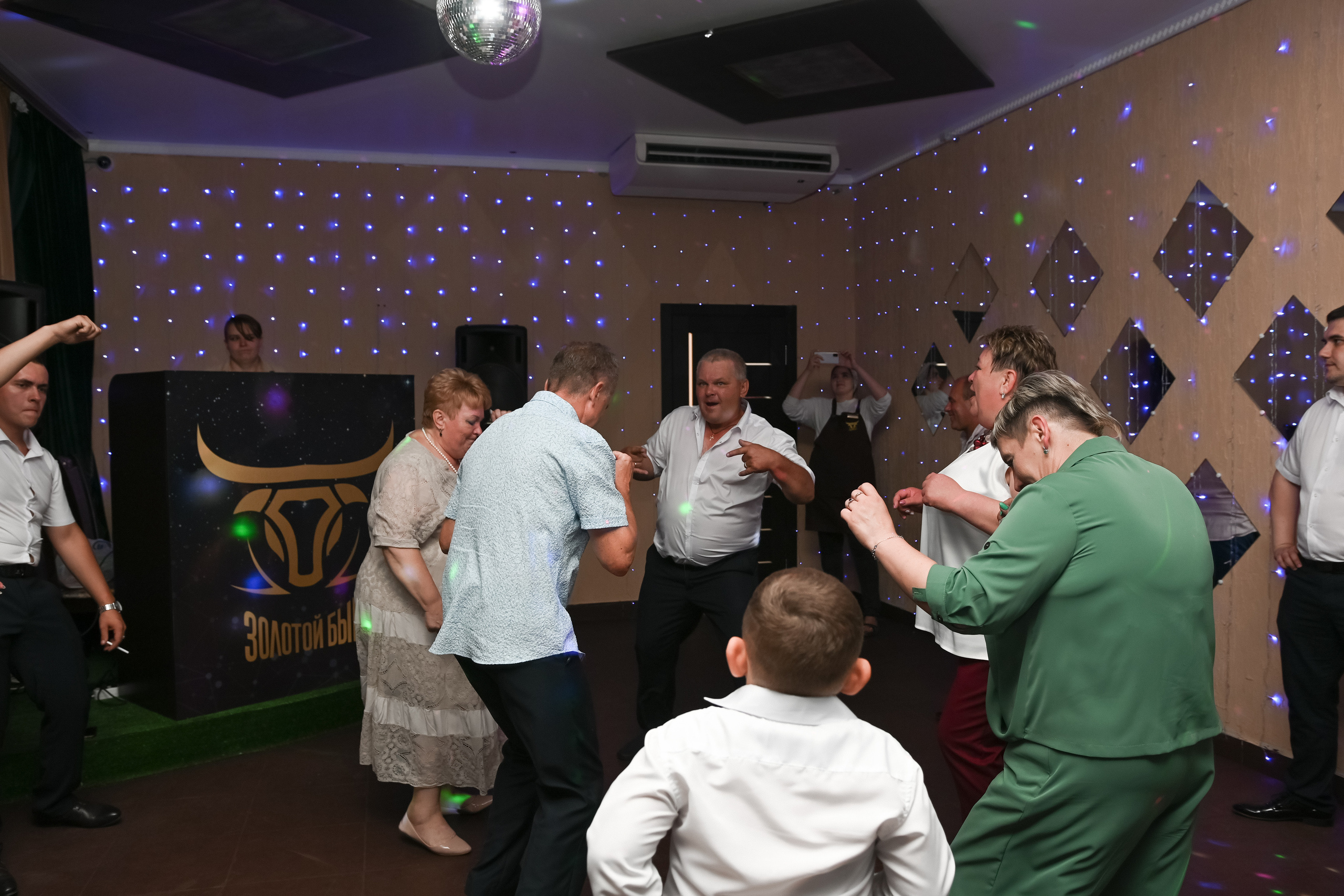 Юрий и Олеся. Семейный и свадебный фотограф в Ельце Юлия Дякина