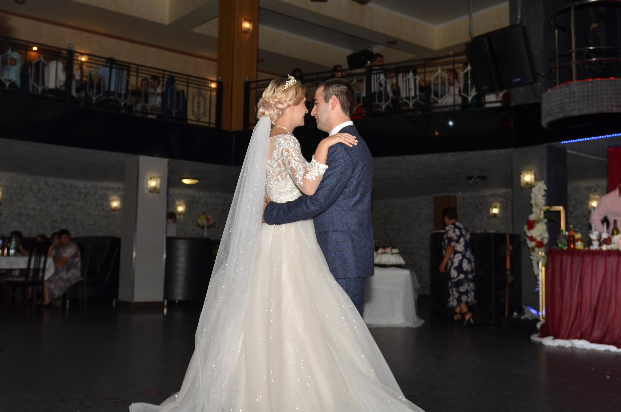 Саркис и Ульяна. Семейный и свадебный фотограф в Ельце Юлия Дякина