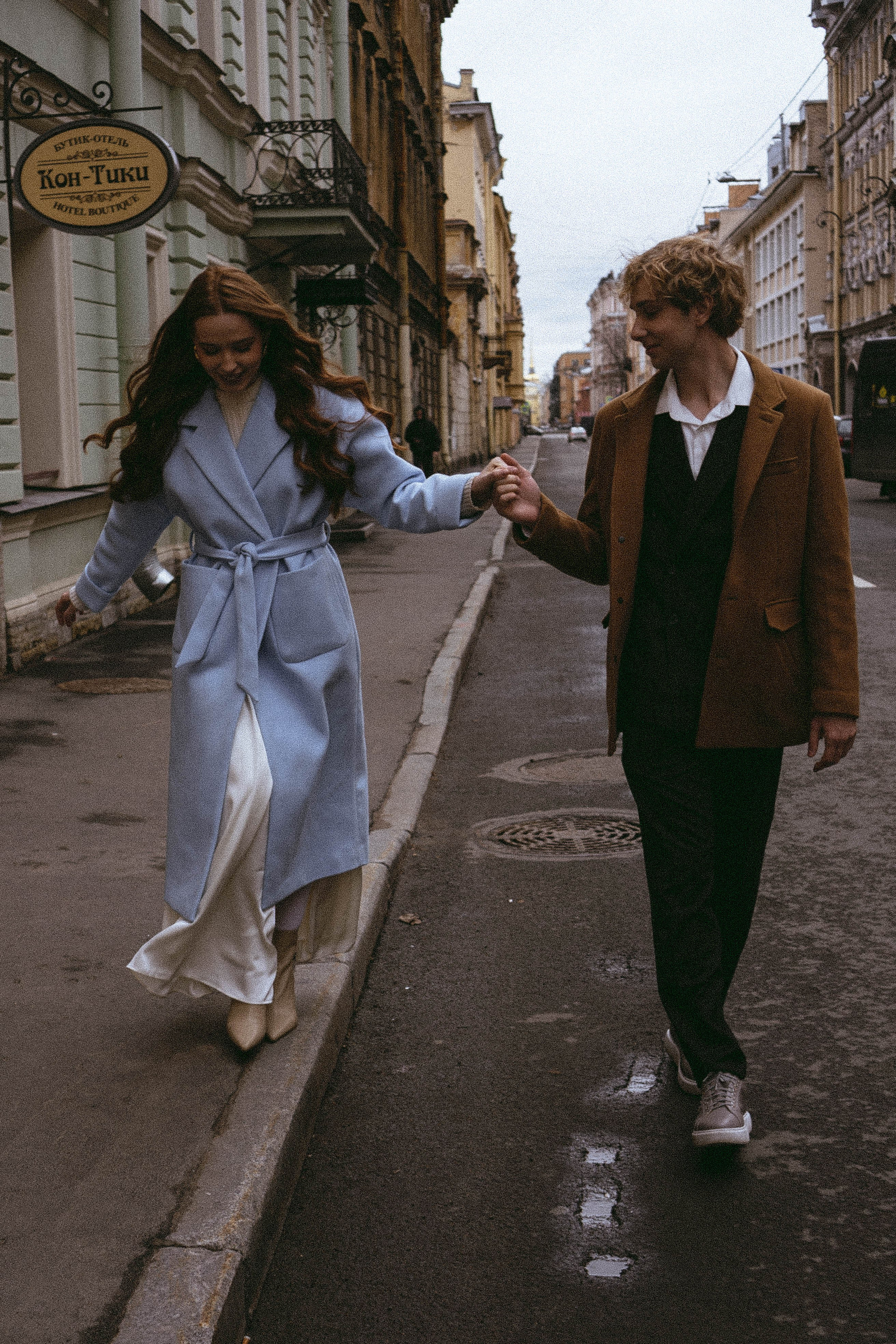 СВАДЕБНАЯ ПРОГУЛКА ПО ПЕТРОГРАДКЕ ВЕСНОЙ (ФОТОСЕССИИЯ ПАРЫ СВАДЕБНАЯ). Профессиональный фотограф, Санкт-Петербург — Виктория Богомолова