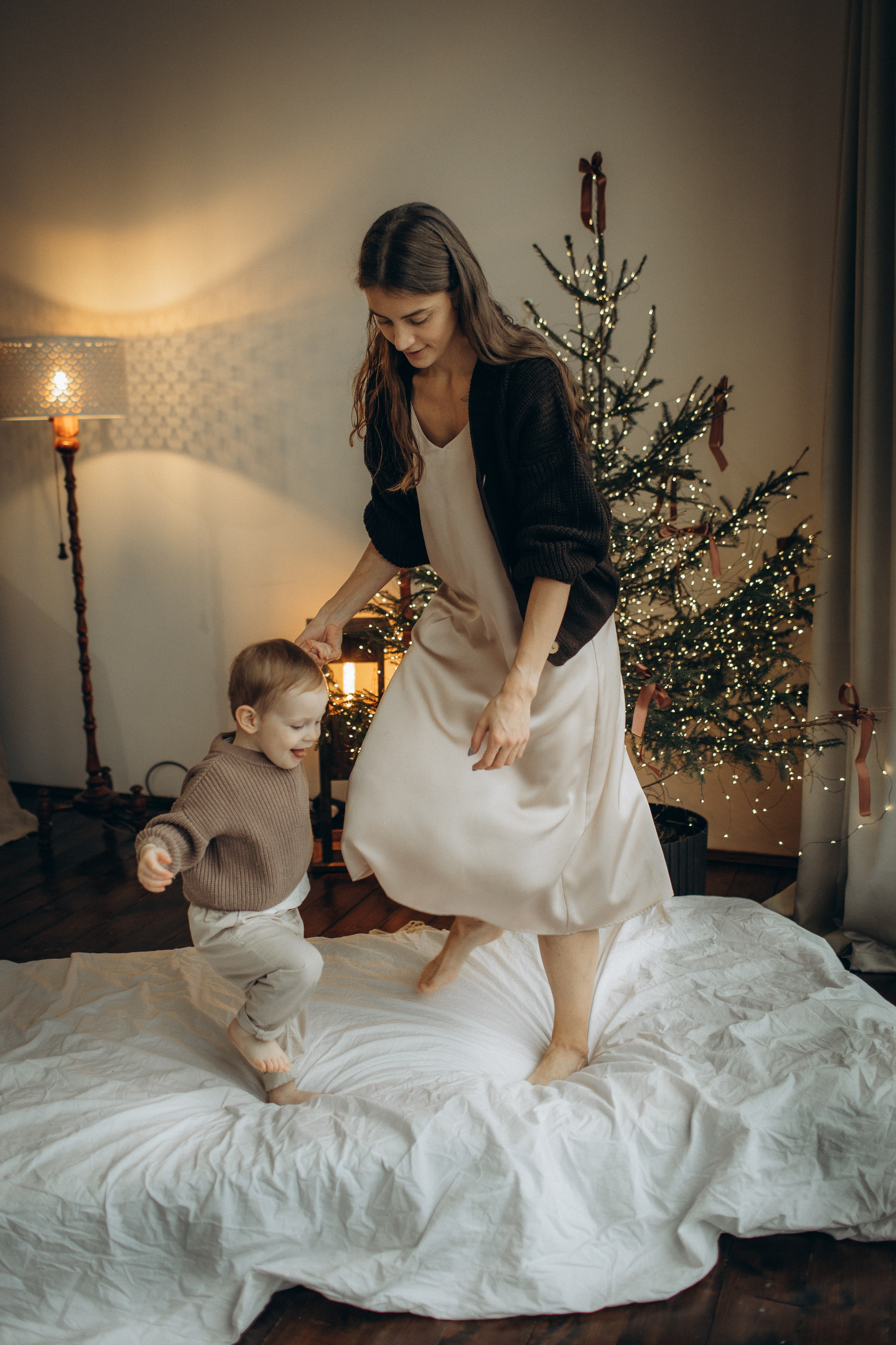 Семейная новогодняя фотосессия Москва мама и сын. Фотограф Владимир Москва